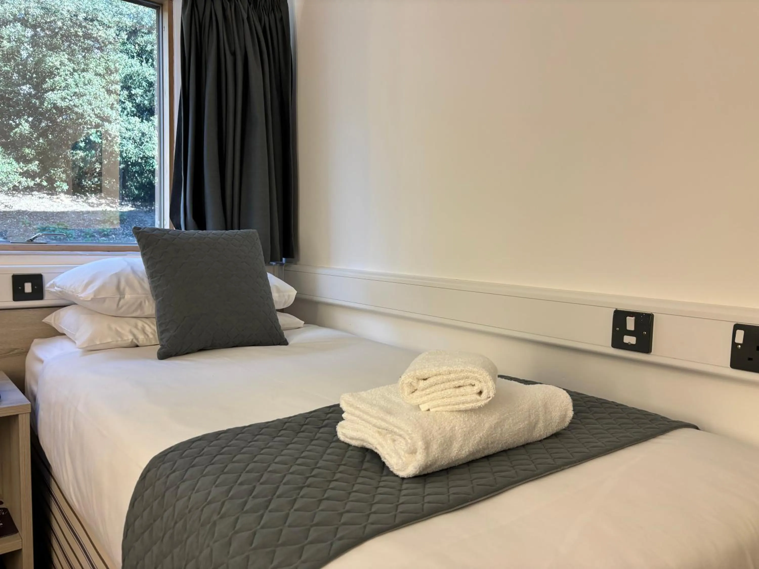 Bed in Broadview Hotel