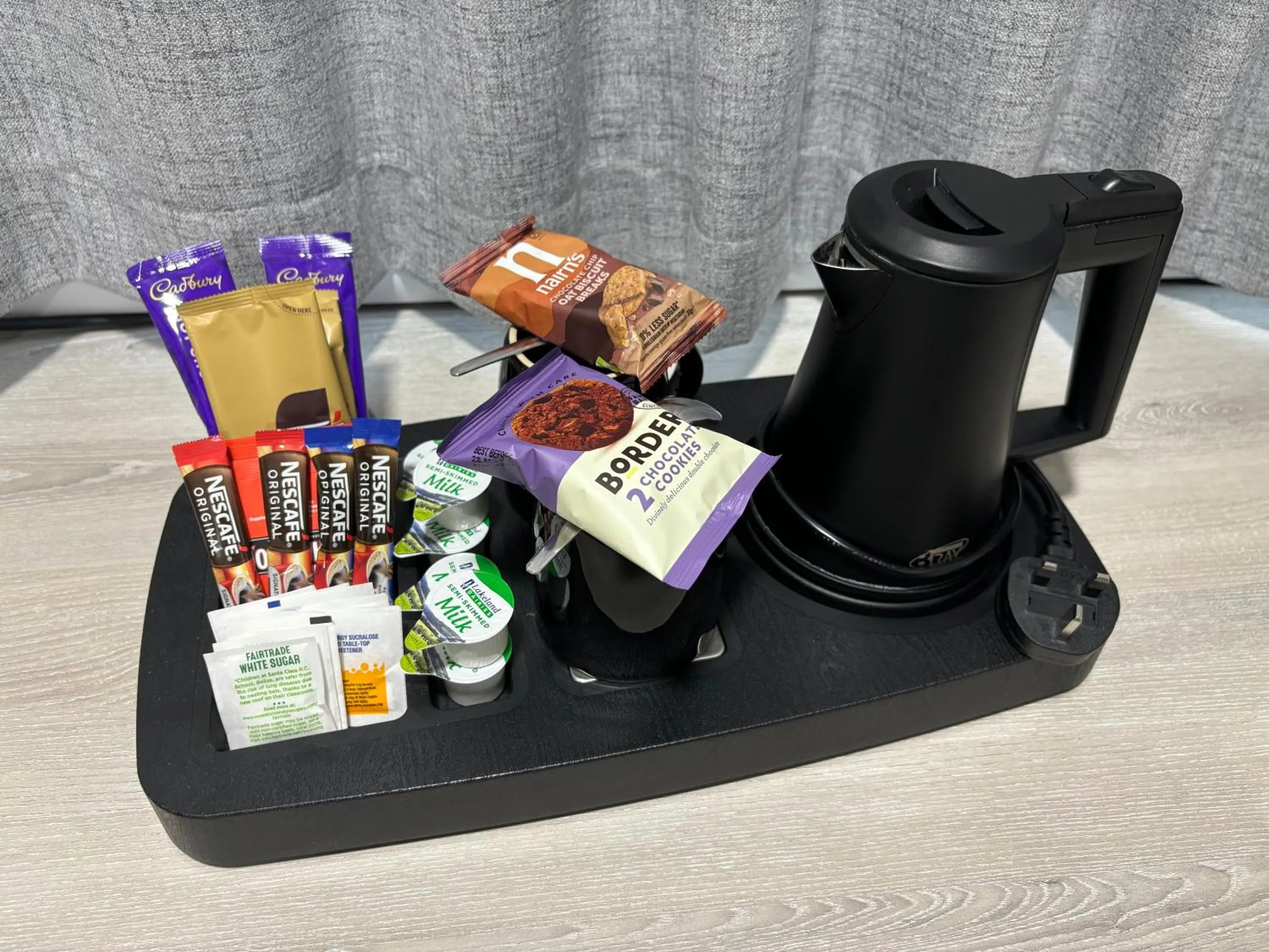 Coffee/tea facilities in Broadview Hotel