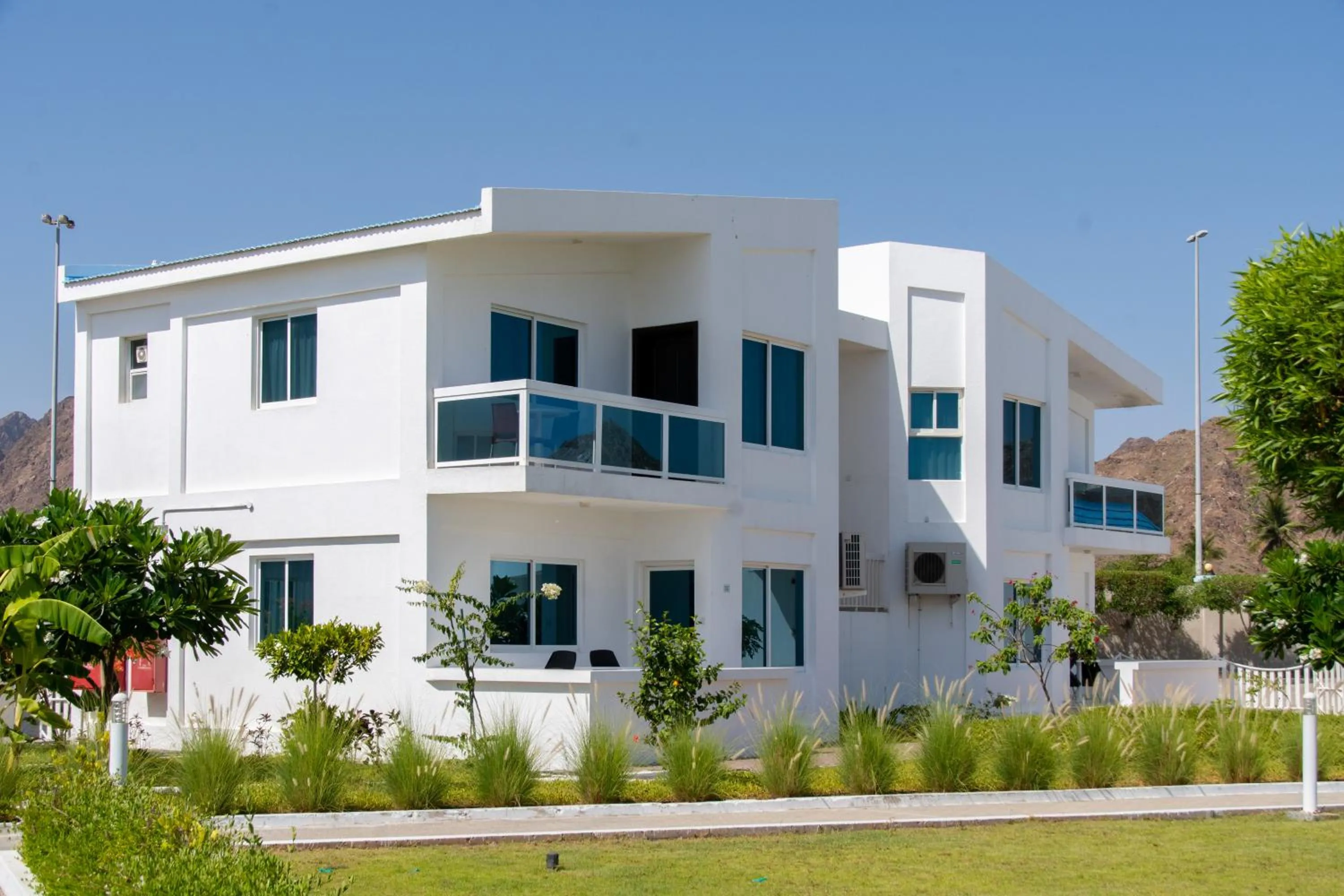 Day in Holiday Beach Resort