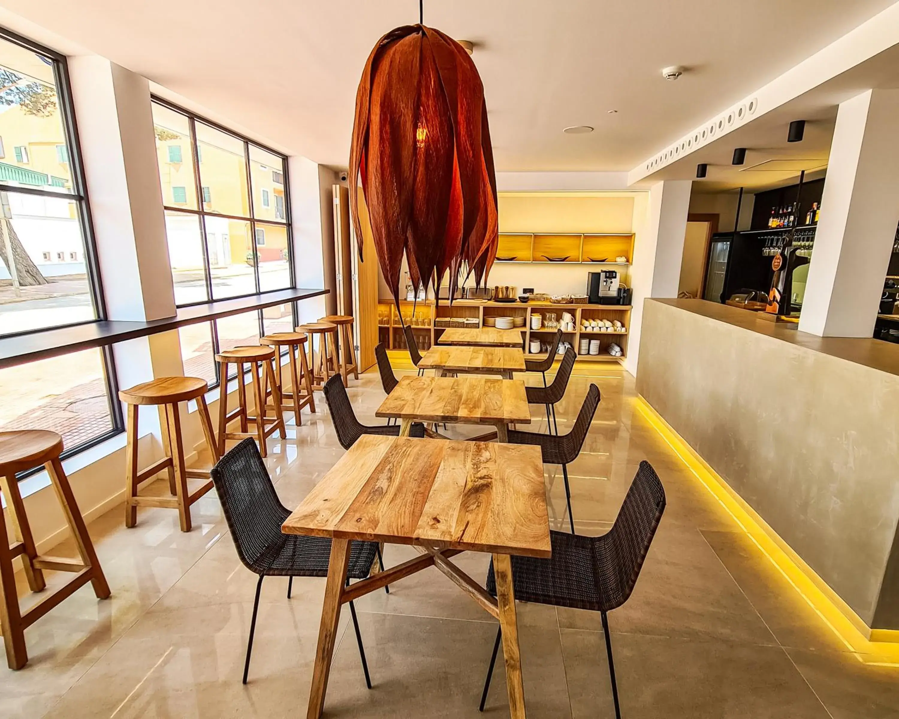 Restaurant/places to eat in S´Estancia Suites Restaurant/places to eat in S´Estancia Suites