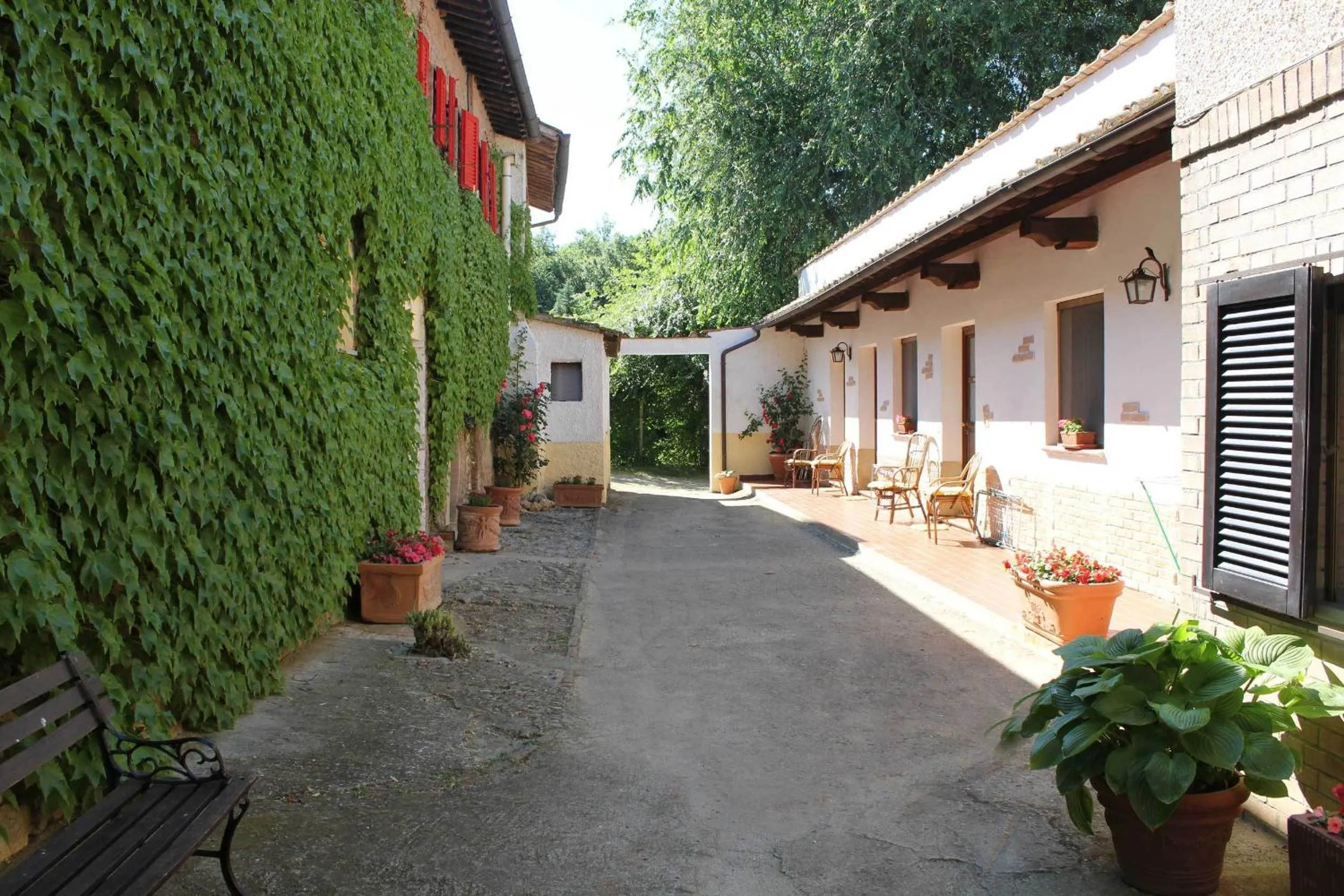 Facade/entrance in Agriturismo La Selva