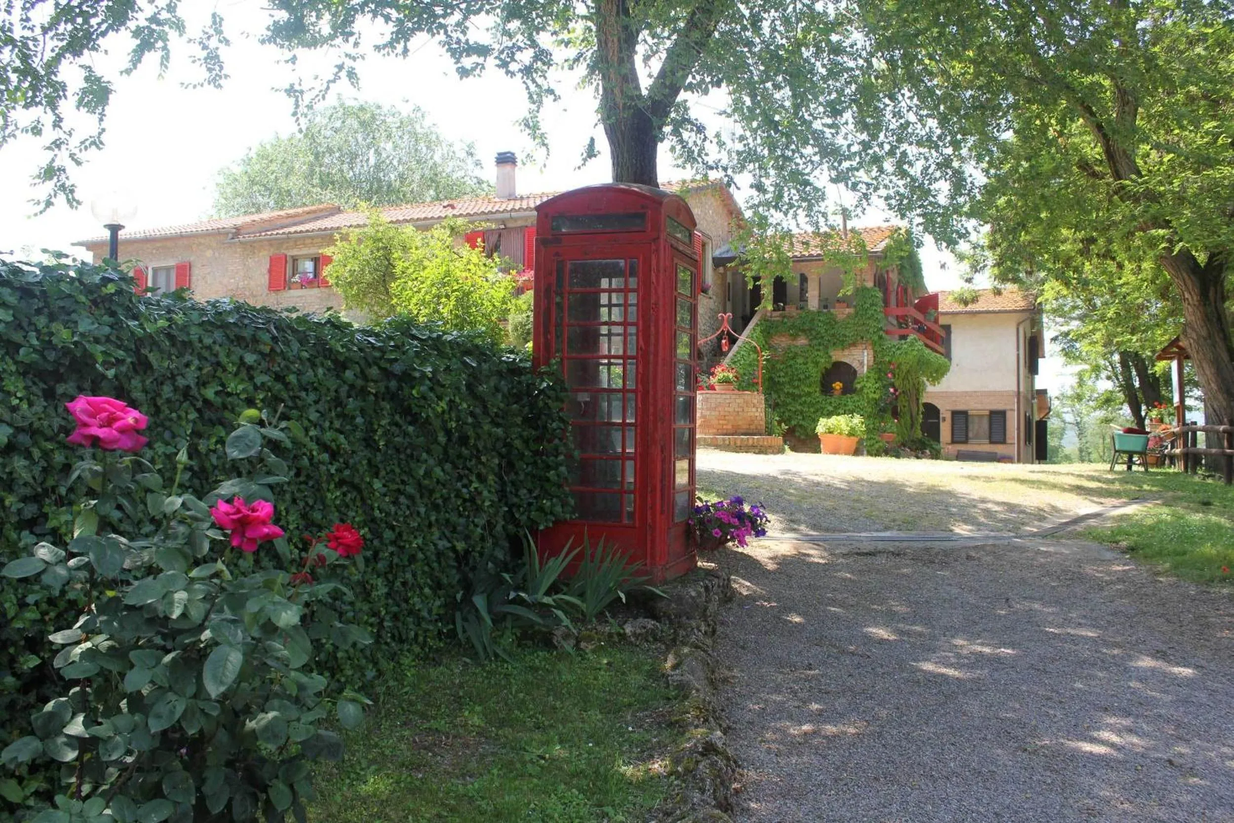 Facade/entrance in Agriturismo La Selva