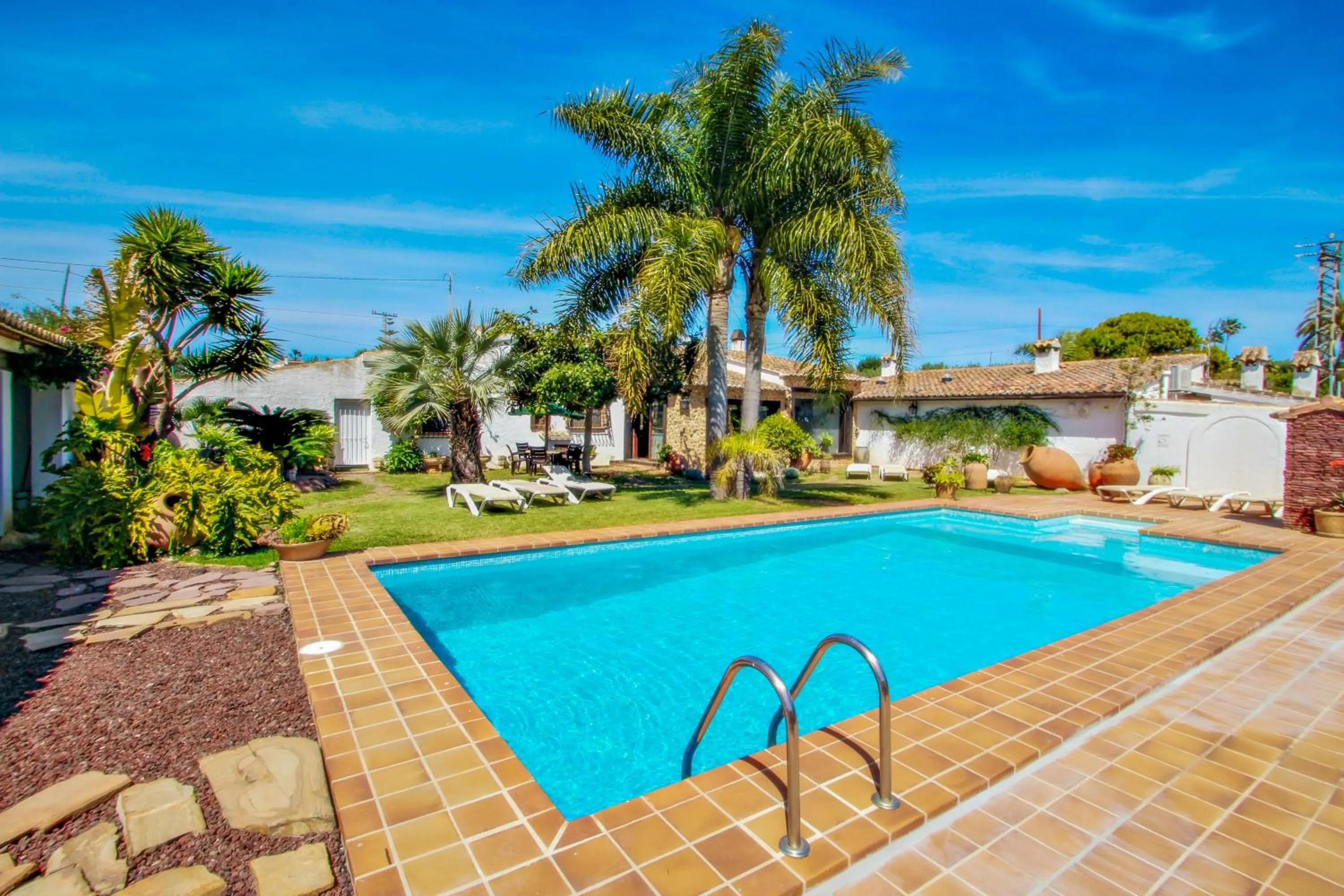 Finca La Coma - modern, well-equipped villa with private pool in Benissa