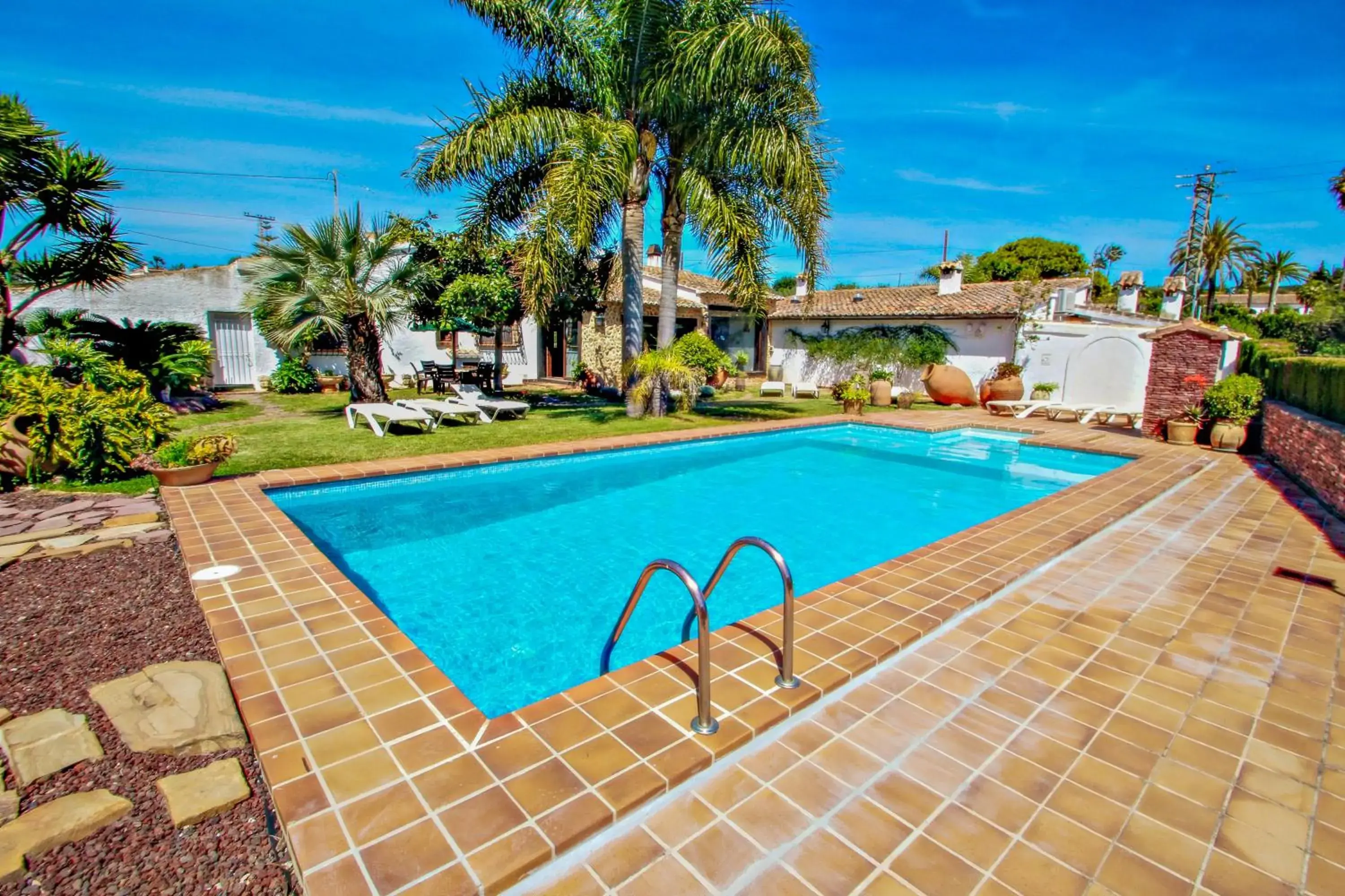 Finca La Coma - modern, well-equipped villa with private pool in Benissa Finca La Coma - modern, well-equipped villa with private pool in Benissa