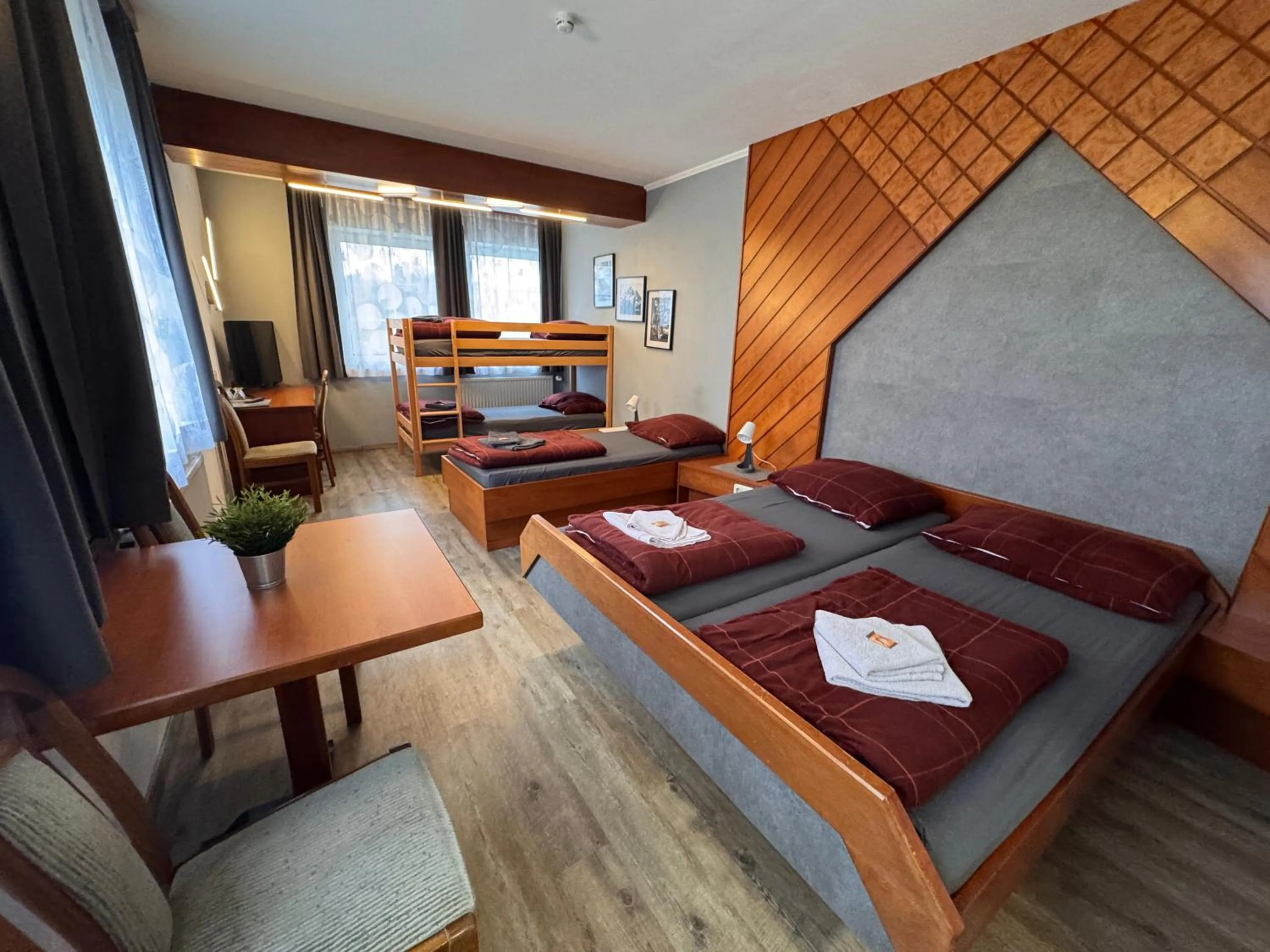 Photo of the whole room, Bed in Austria Traveller Hotel Lenzing