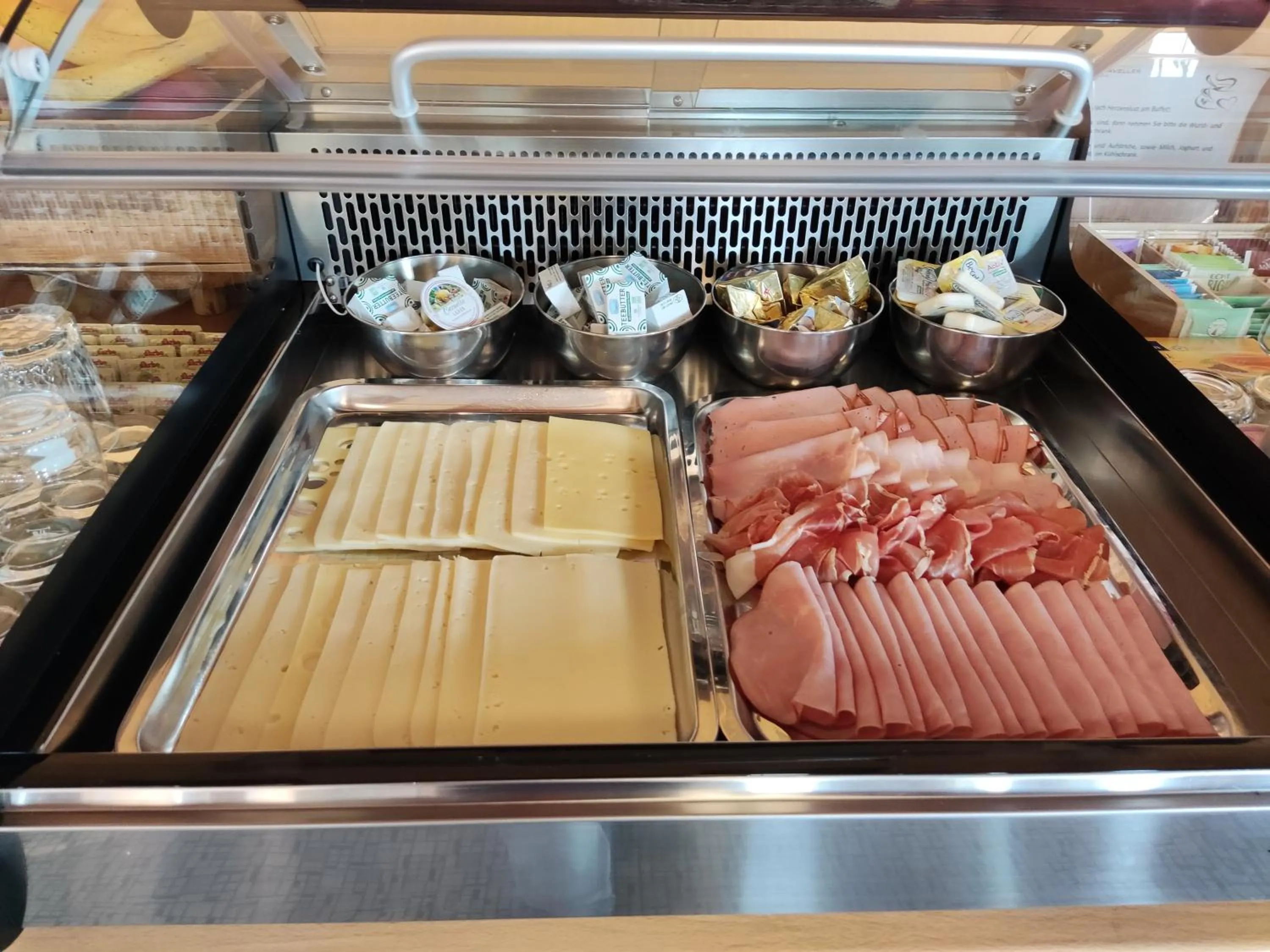 Buffet breakfast in Austria Traveller Hotel Lenzing