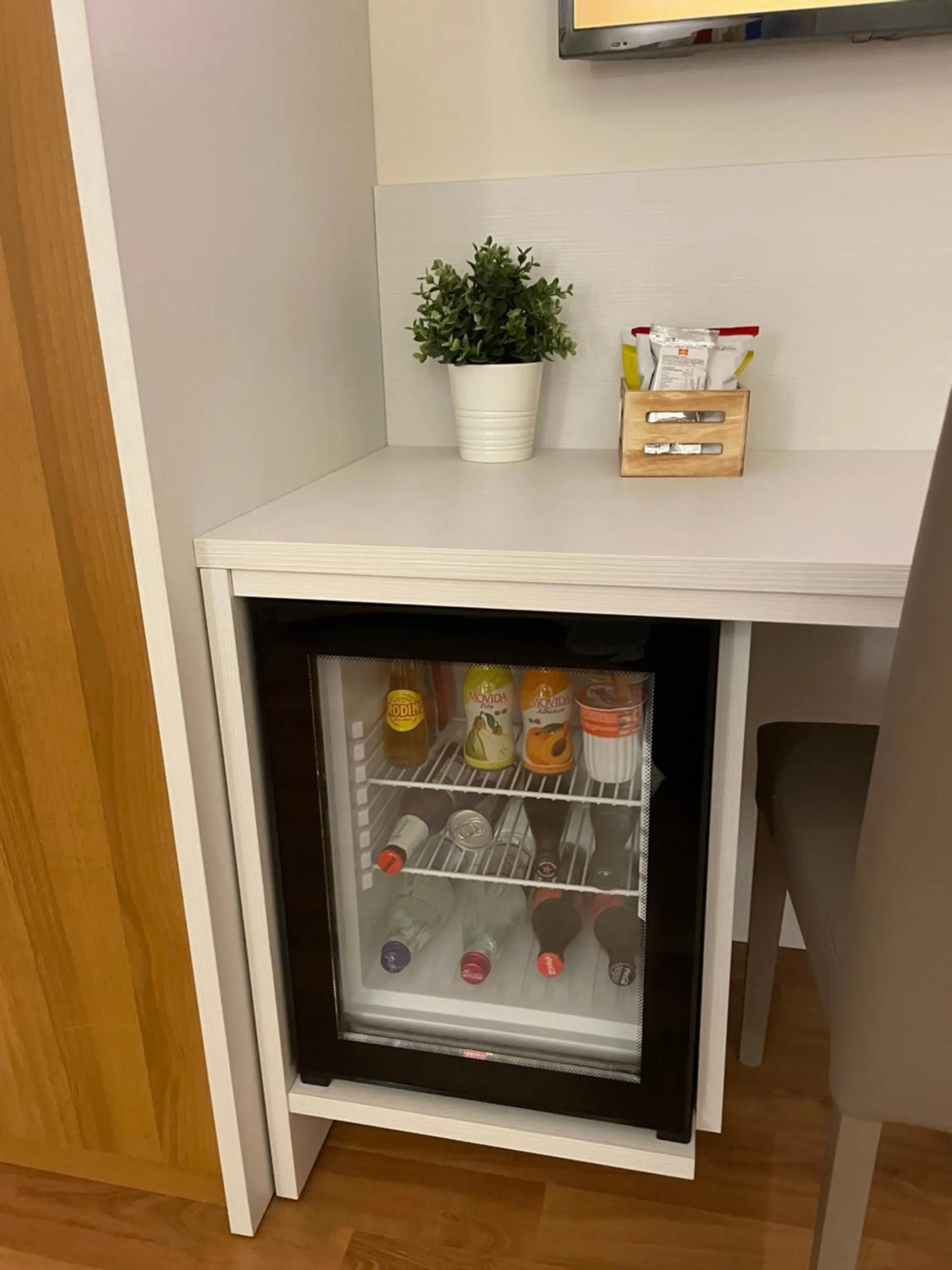 Confidence Hotel Ligabue