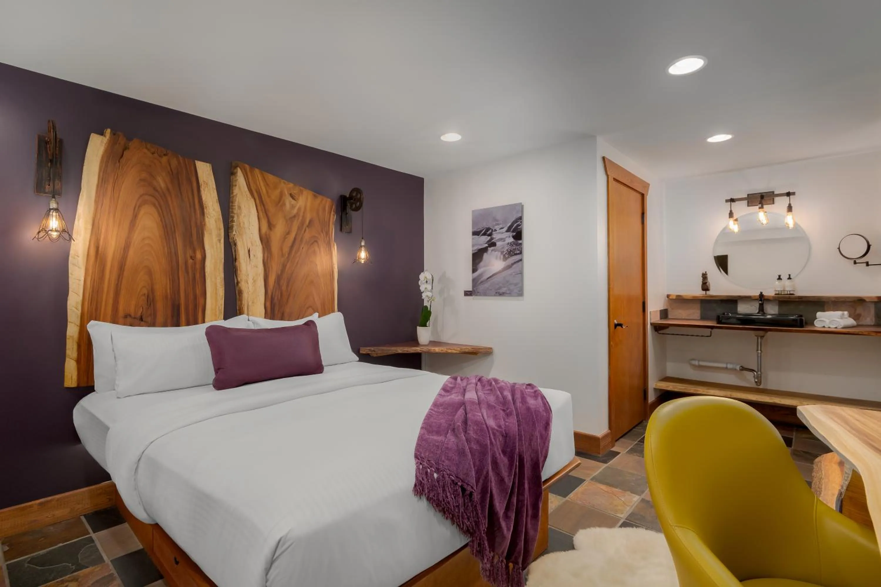 Bed in The Horton Hotel