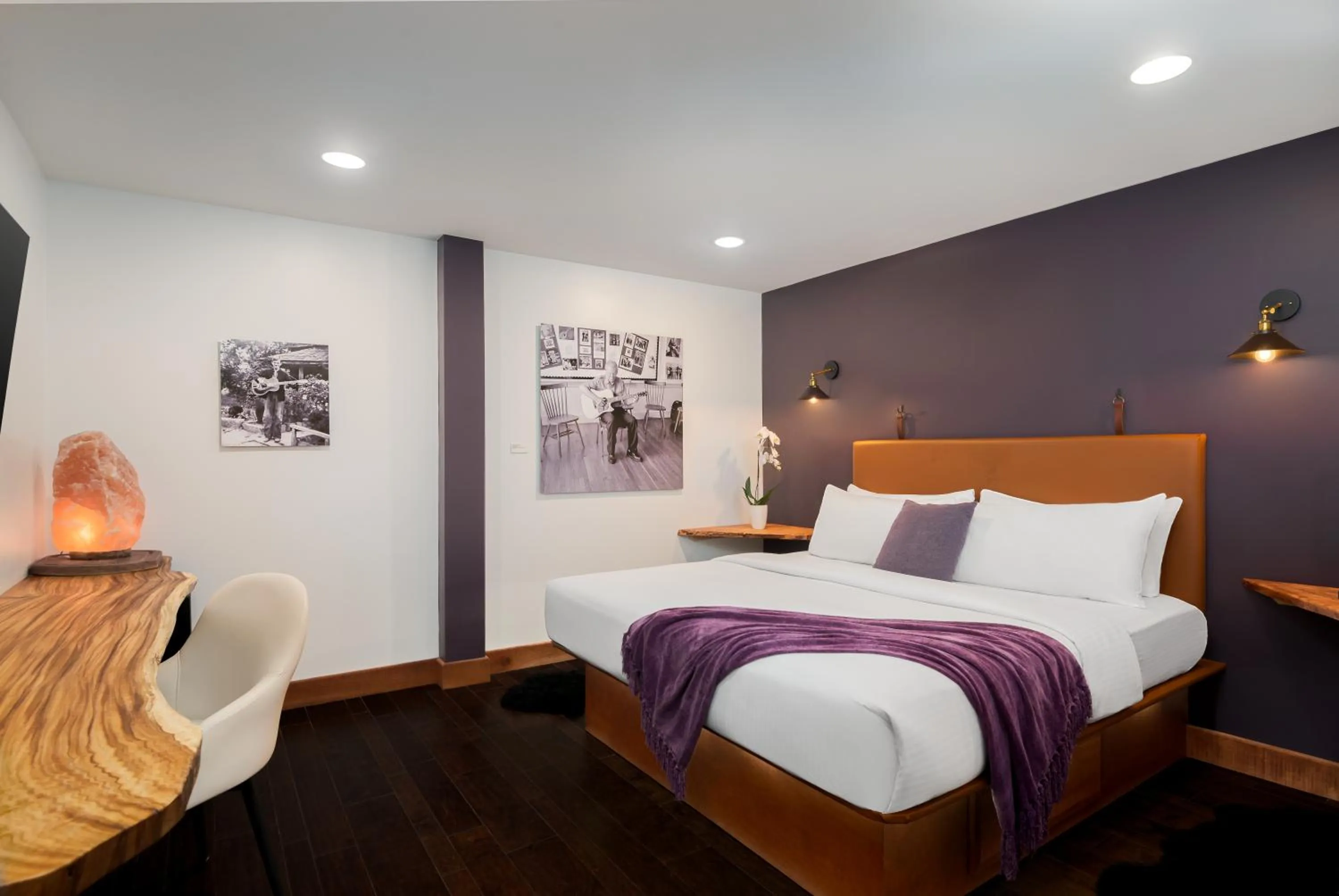 Bed in The Horton Hotel