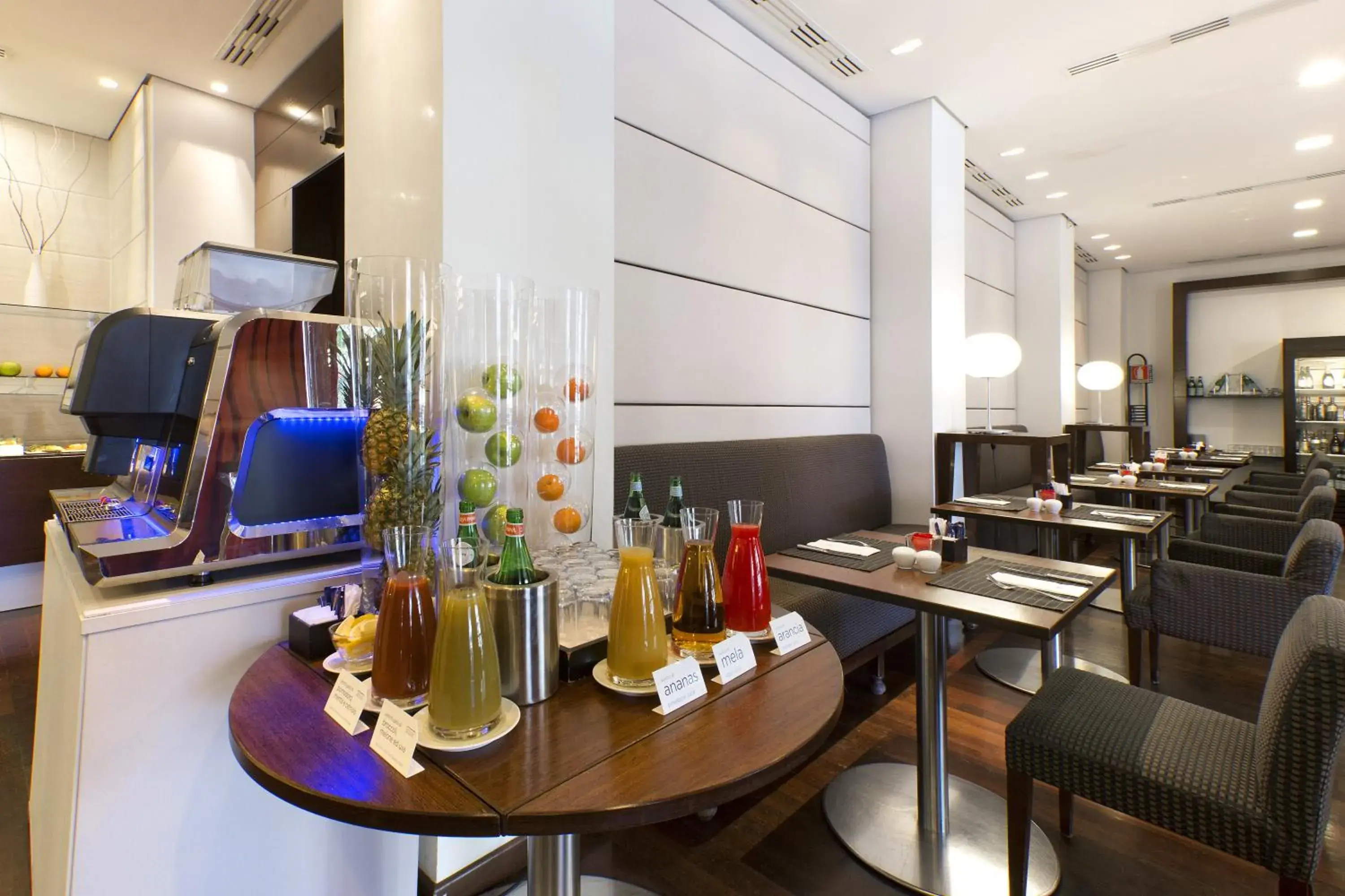 Restaurant/places to eat in Hotel Igea Restaurant/places to eat in Hotel Igea