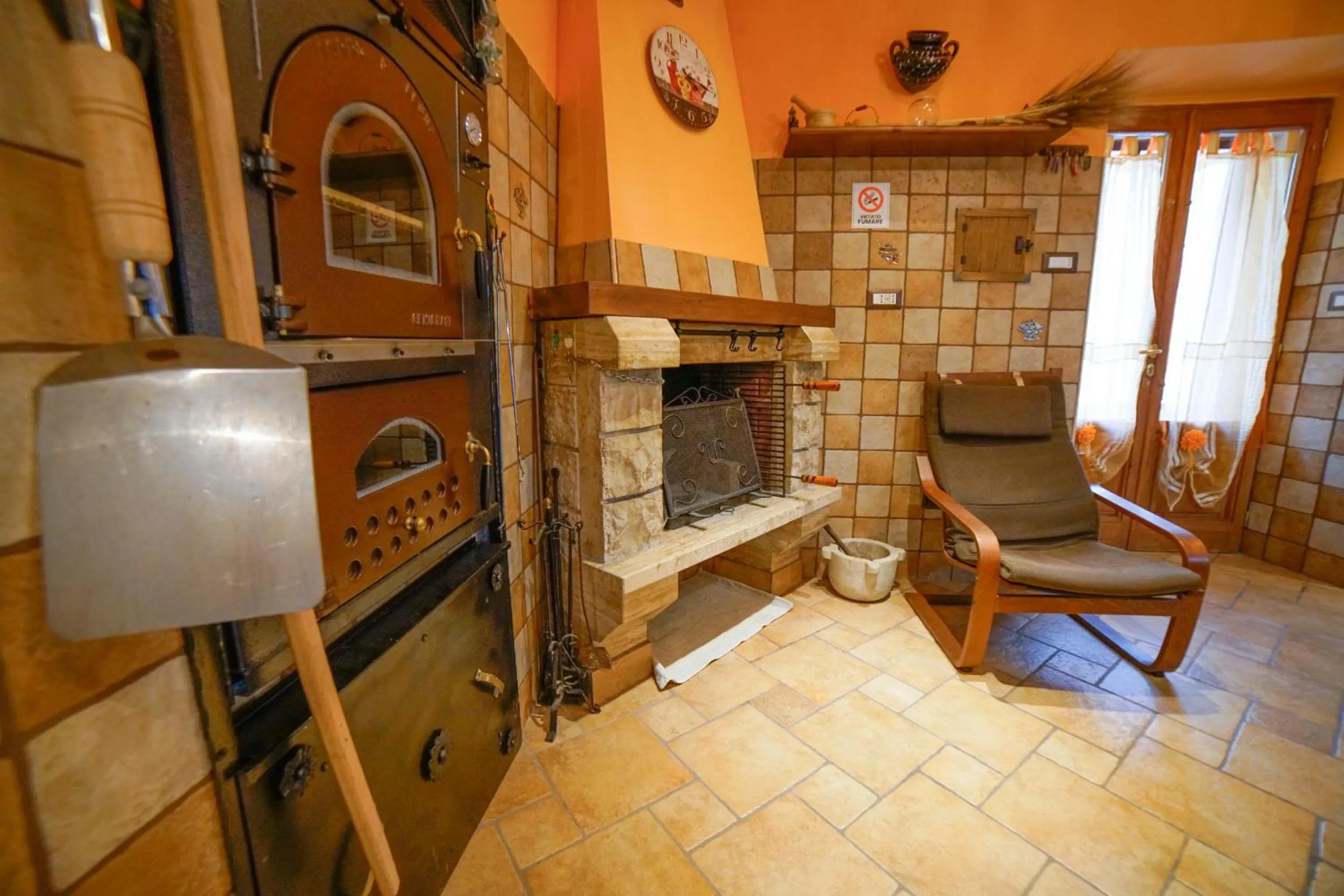 Communal kitchen in Casa Armando
