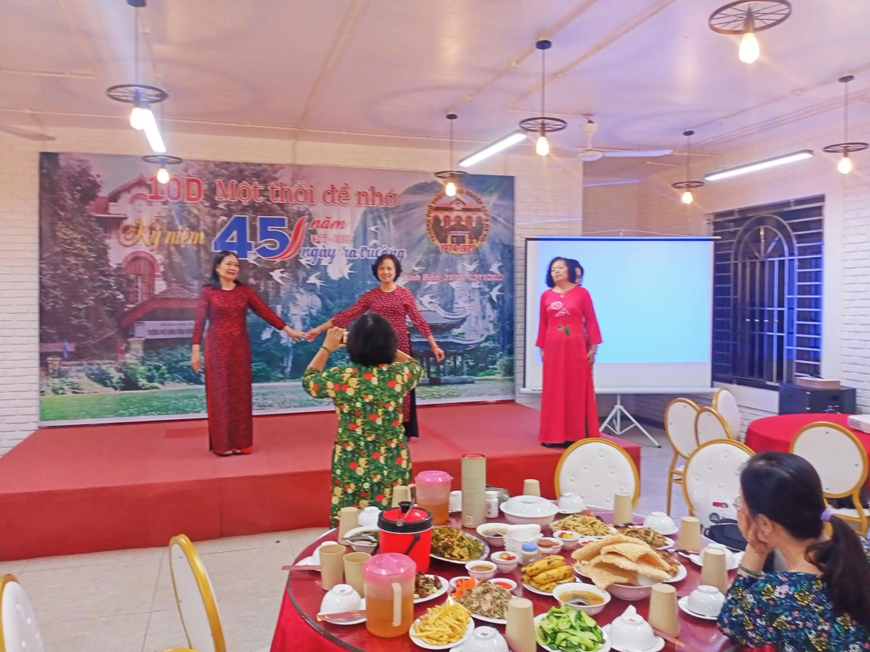 Restaurant/places to eat in Mai Home Ninh Bình