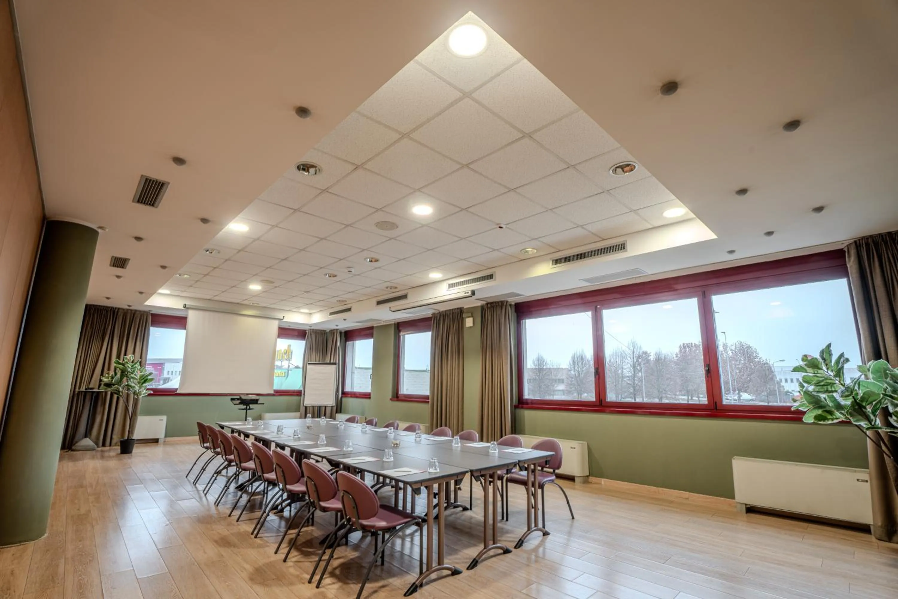 Meeting/conference room in Tulip Inn Turin South