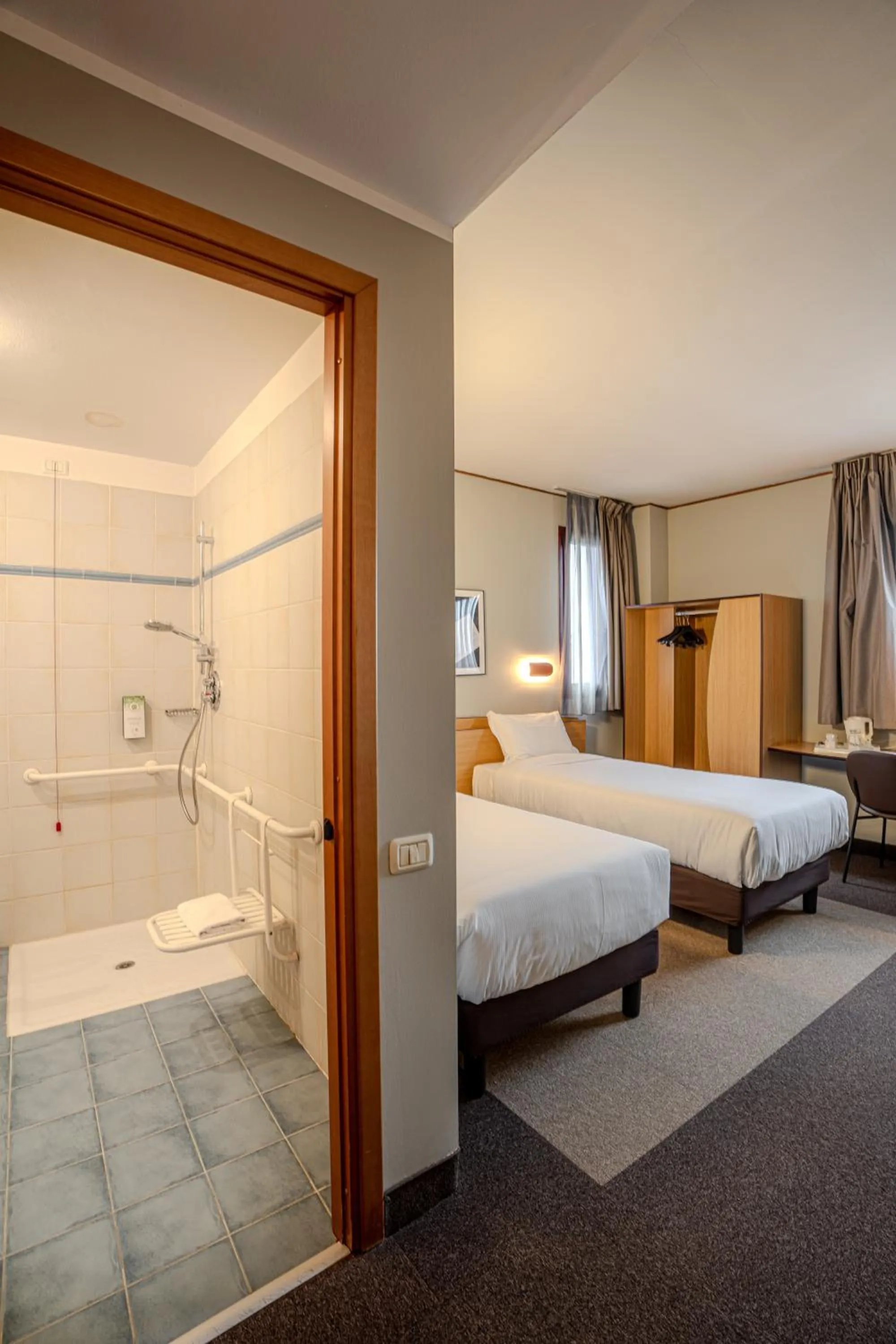 Bedroom, Bed in Tulip Inn Turin South