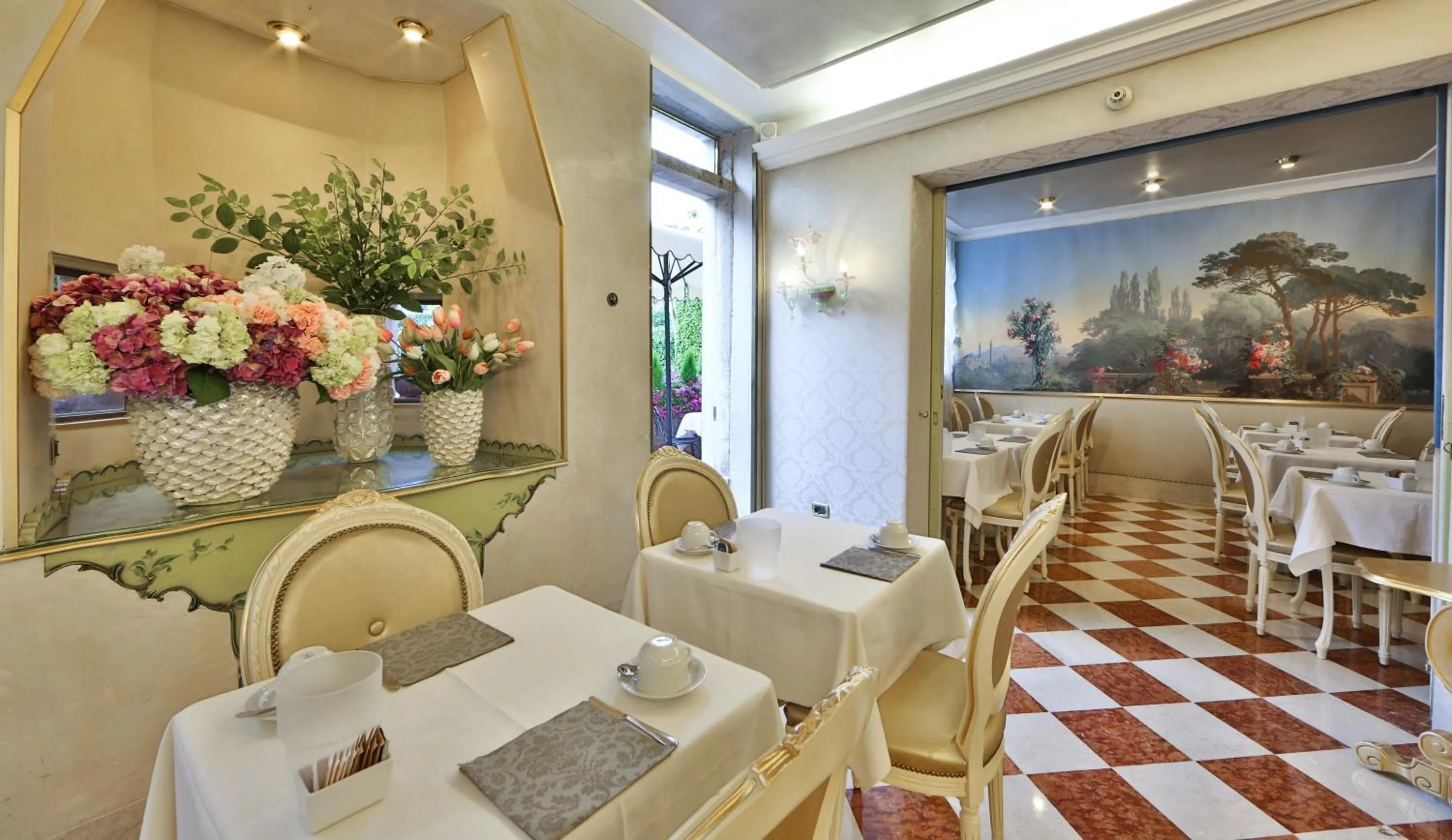 Restaurant/places to eat in Hotel Olimpia Venice, BW Signature Collection 3sup