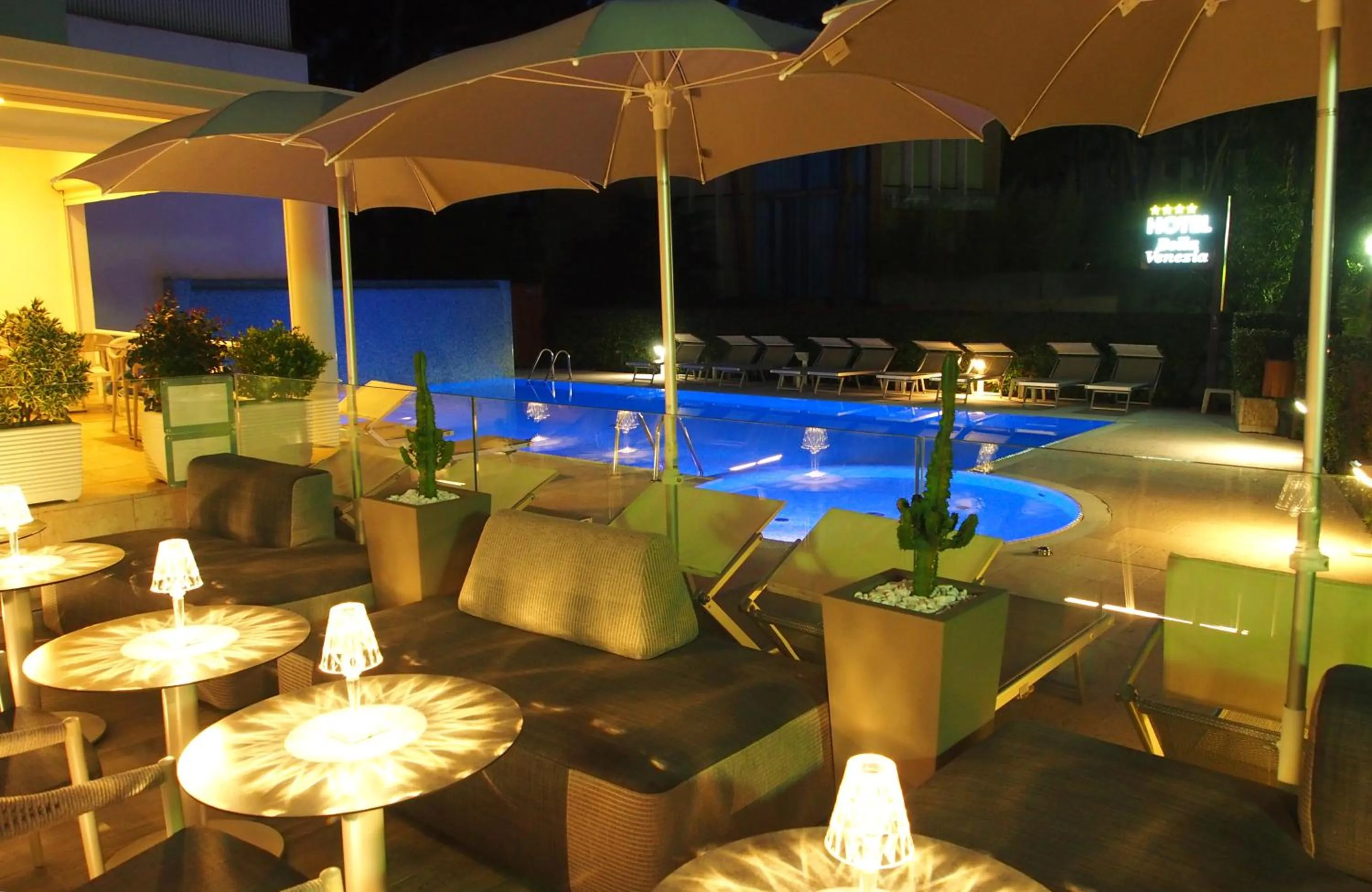 Swimming pool in Hotel Bella Venezia Mare