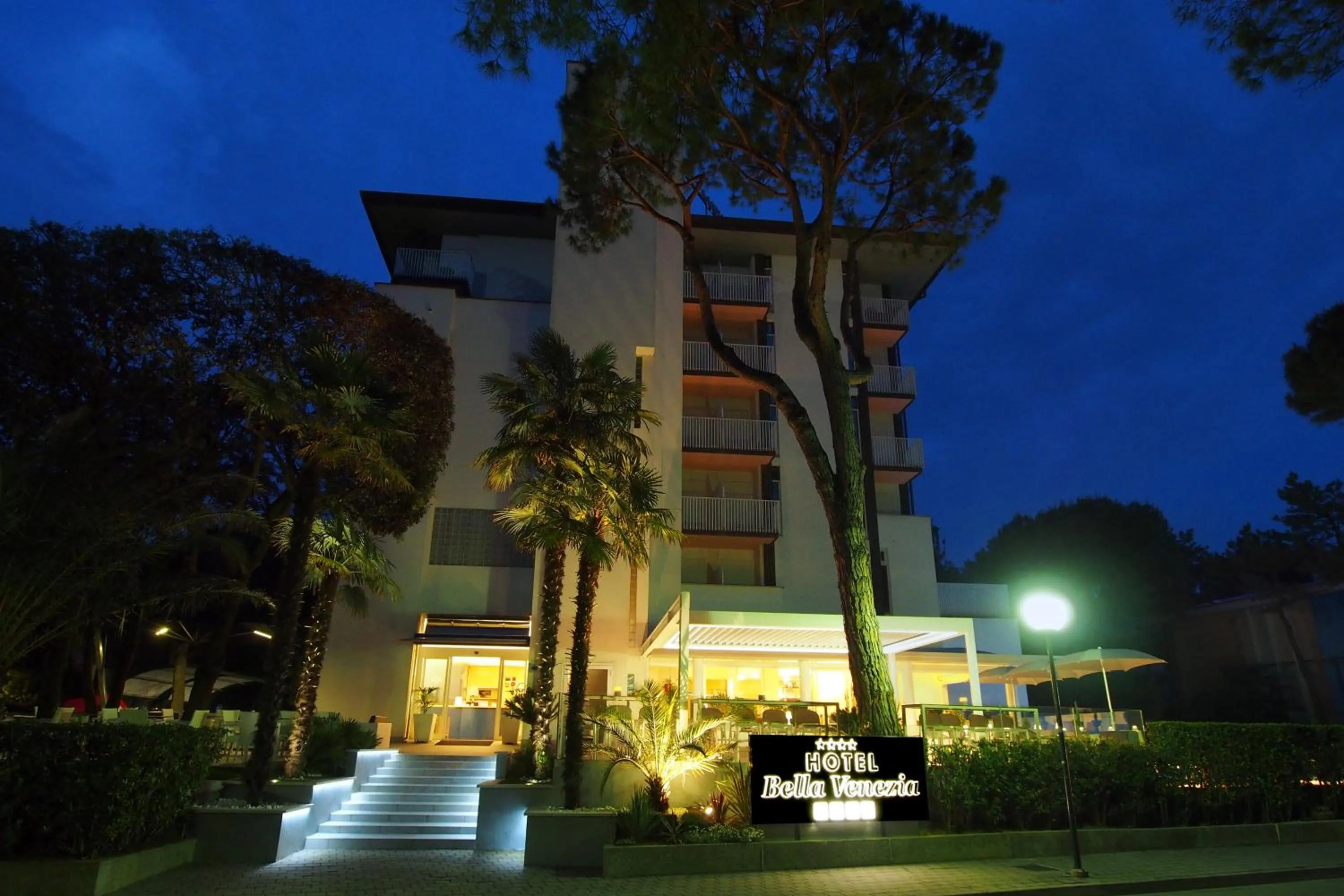 Property building in Hotel Bella Venezia Mare
