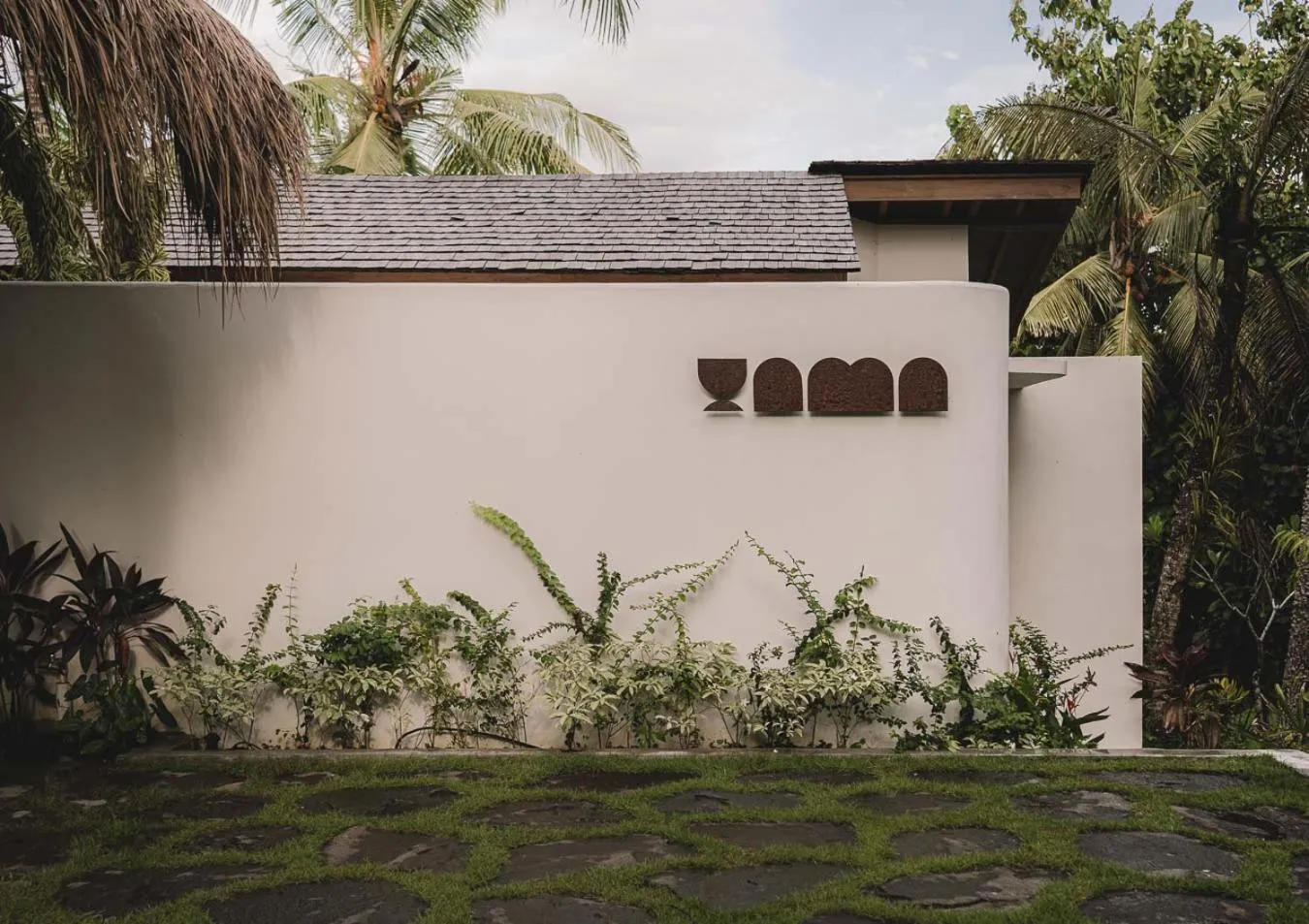 Property building in Yama Balian