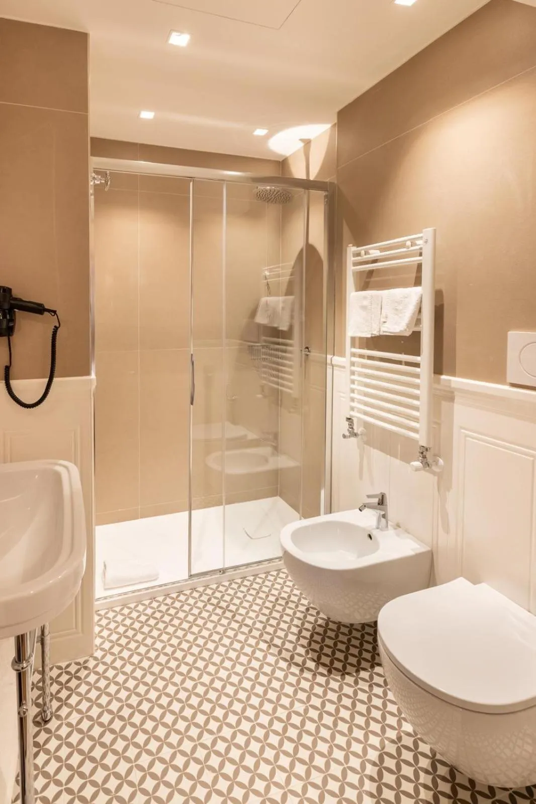 Bathroom in Hotel Arlecchino