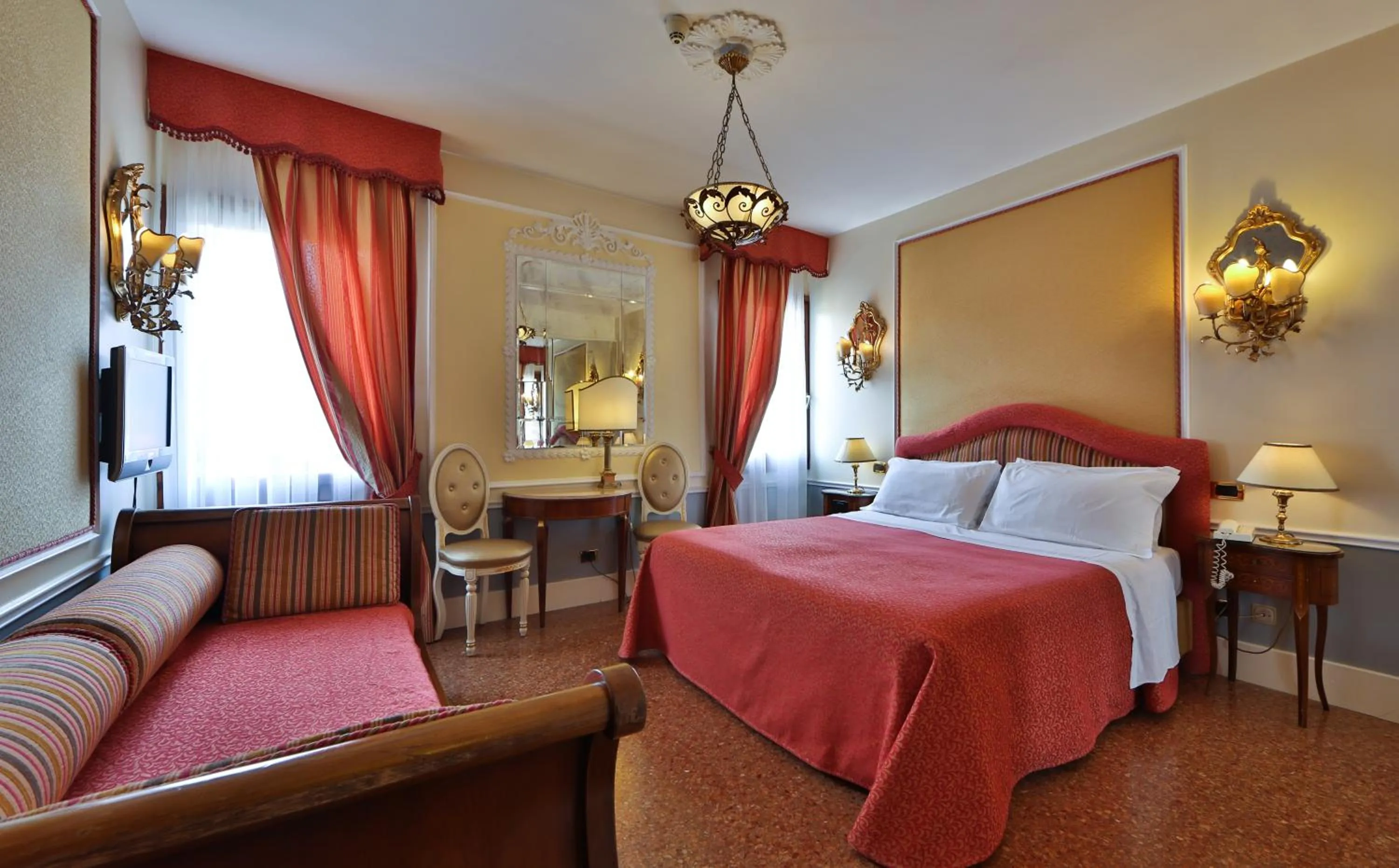Bed in Hotel Arlecchino
