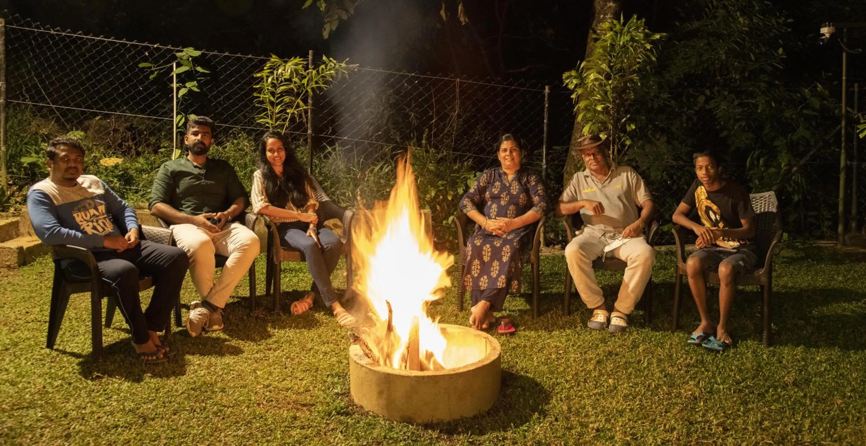 Evening entertainment in K Mansion