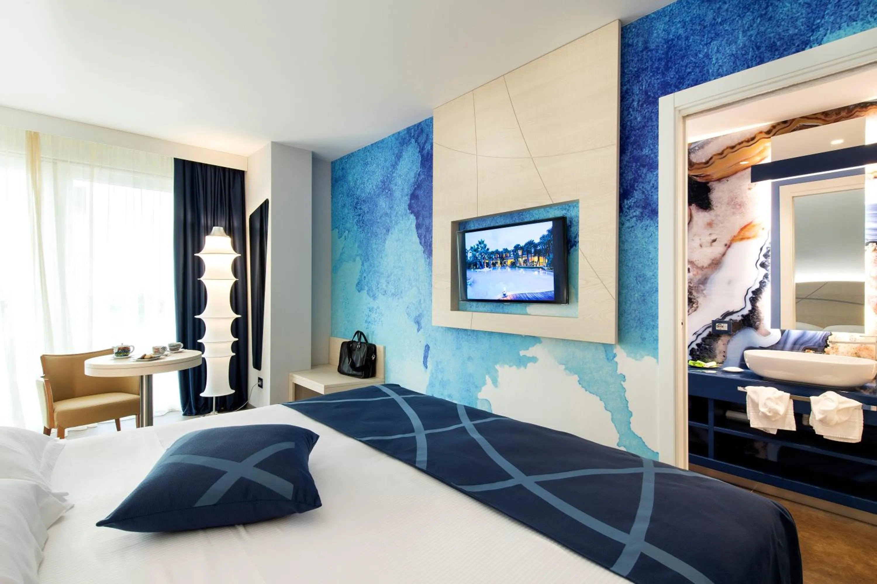 Bedroom, Bed in Color Hotel Style, Design & Gourmet