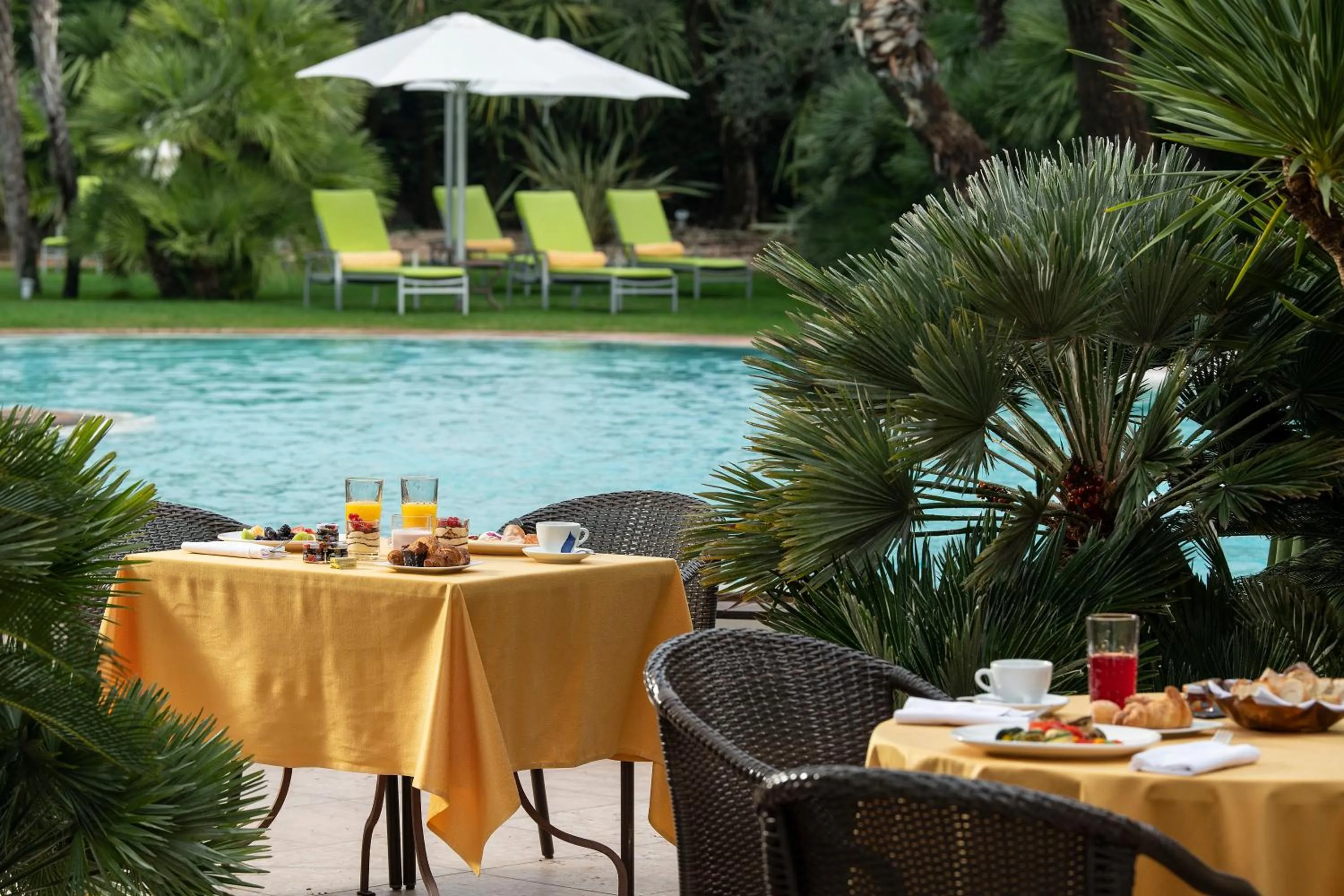 Color Hotel Style, Design & Gourmet