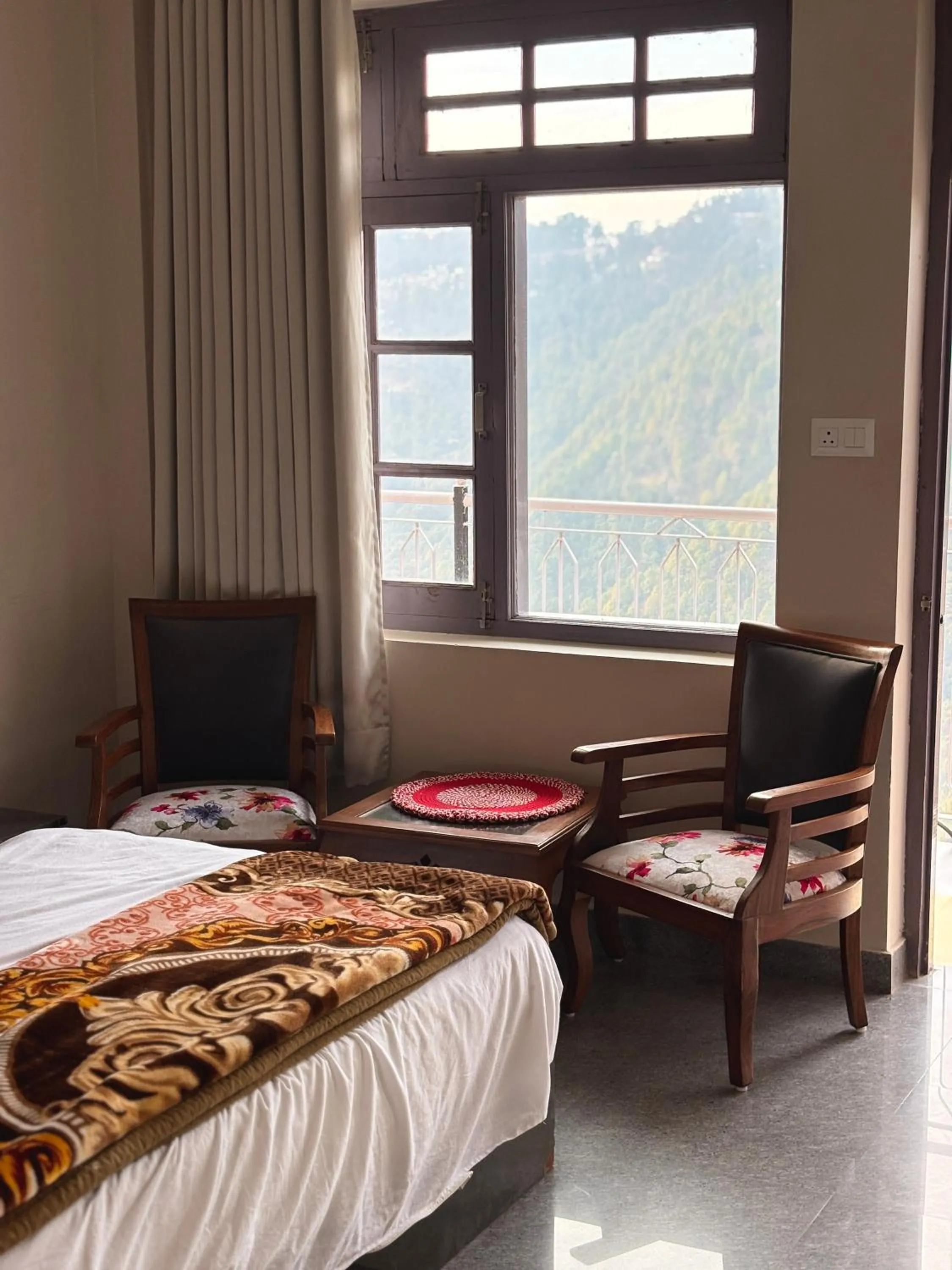 Bed in FORTUNE HEIGHTS HOMESTAY- Best Forest view & Peaceful surrounding
