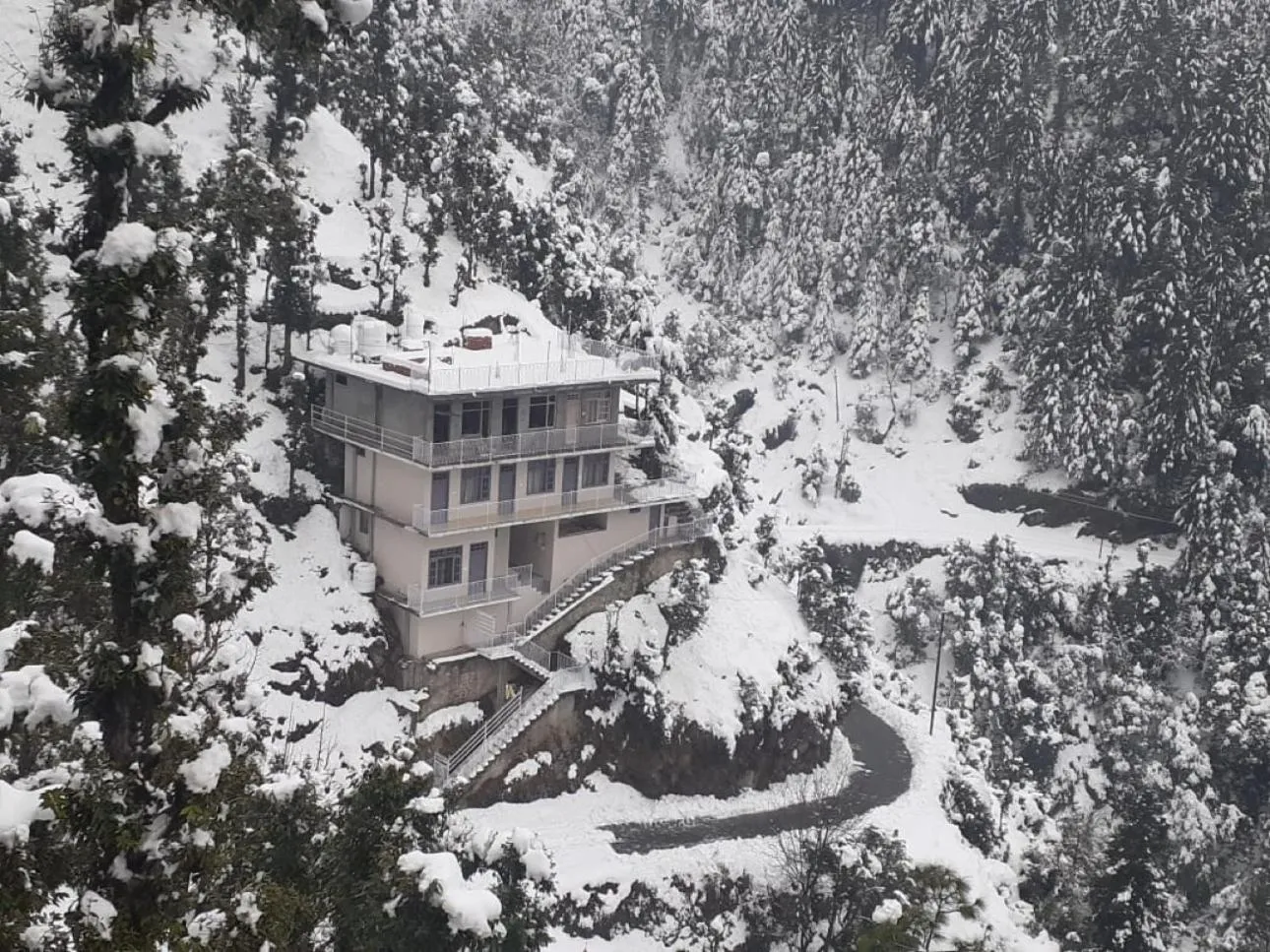 FORTUNE HEIGHTS HOMESTAY- Best Forest view & Peaceful surrounding