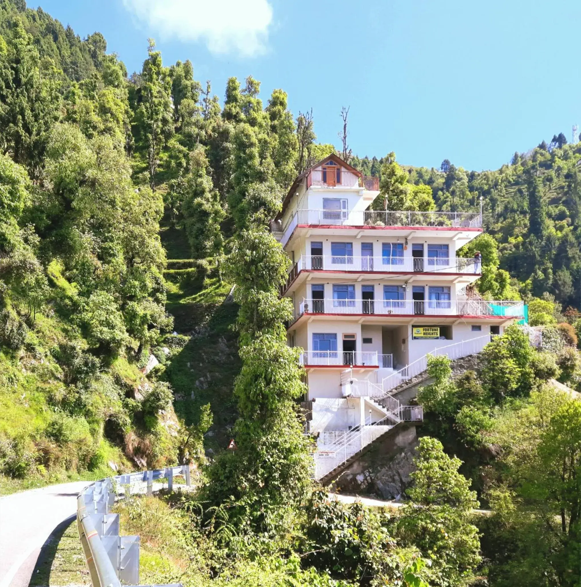 FORTUNE HEIGHTS HOMESTAY- Best Forest view & Peaceful surrounding FORTUNE HEIGHTS HOMESTAY- Best Forest view & Peaceful surrounding