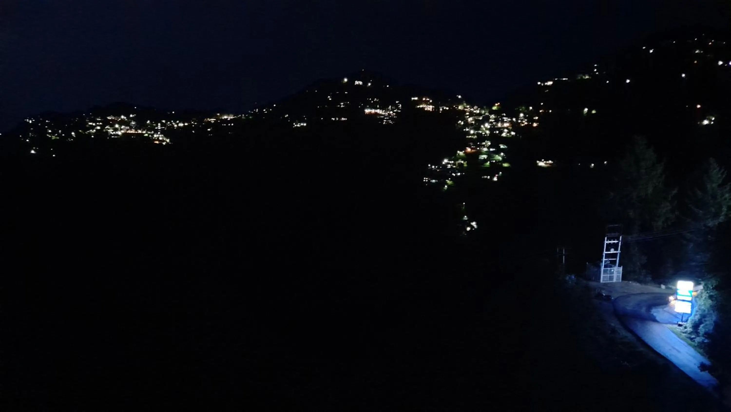 FORTUNE HEIGHTS HOMESTAY- Best Forest view & Peaceful surrounding