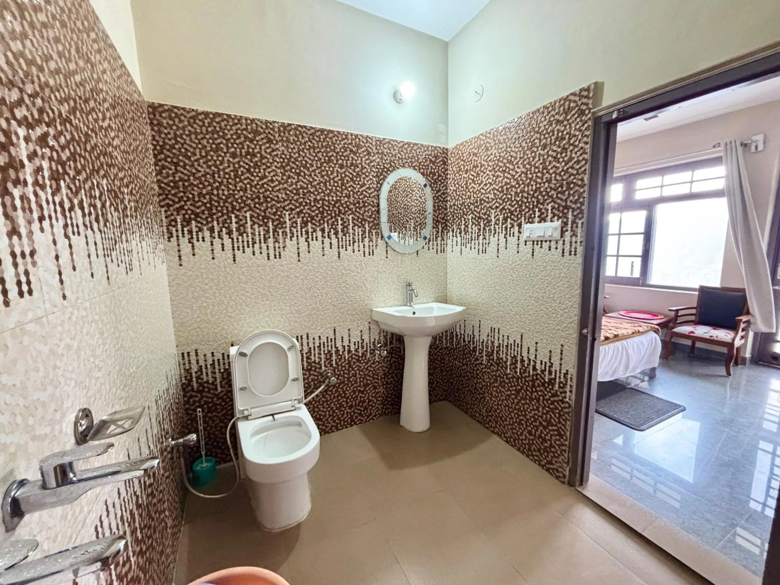 FORTUNE HEIGHTS HOMESTAY- Best Forest view & Peaceful surrounding