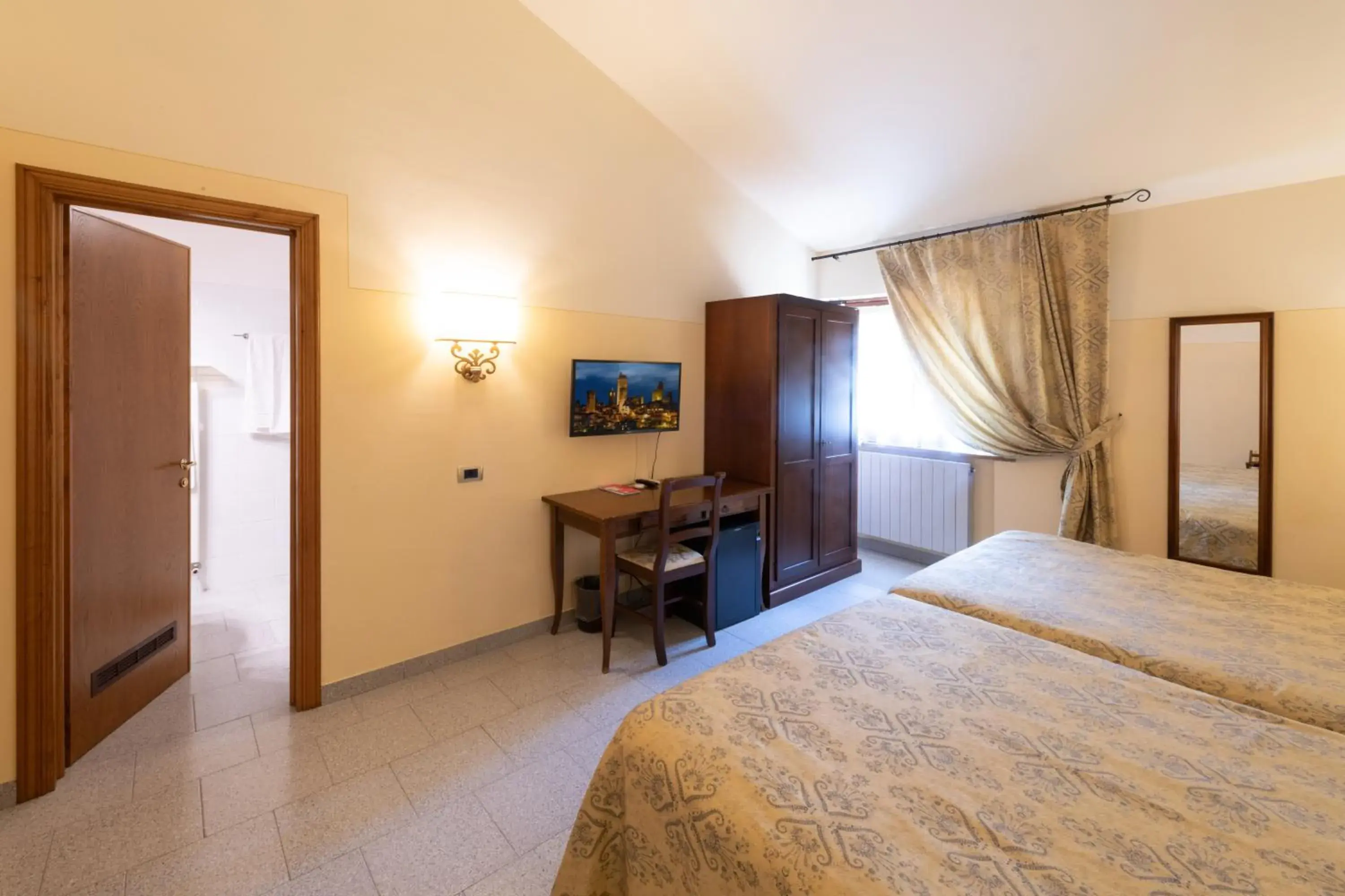 Twin Room in Le Volpaie Twin Room in Le Volpaie