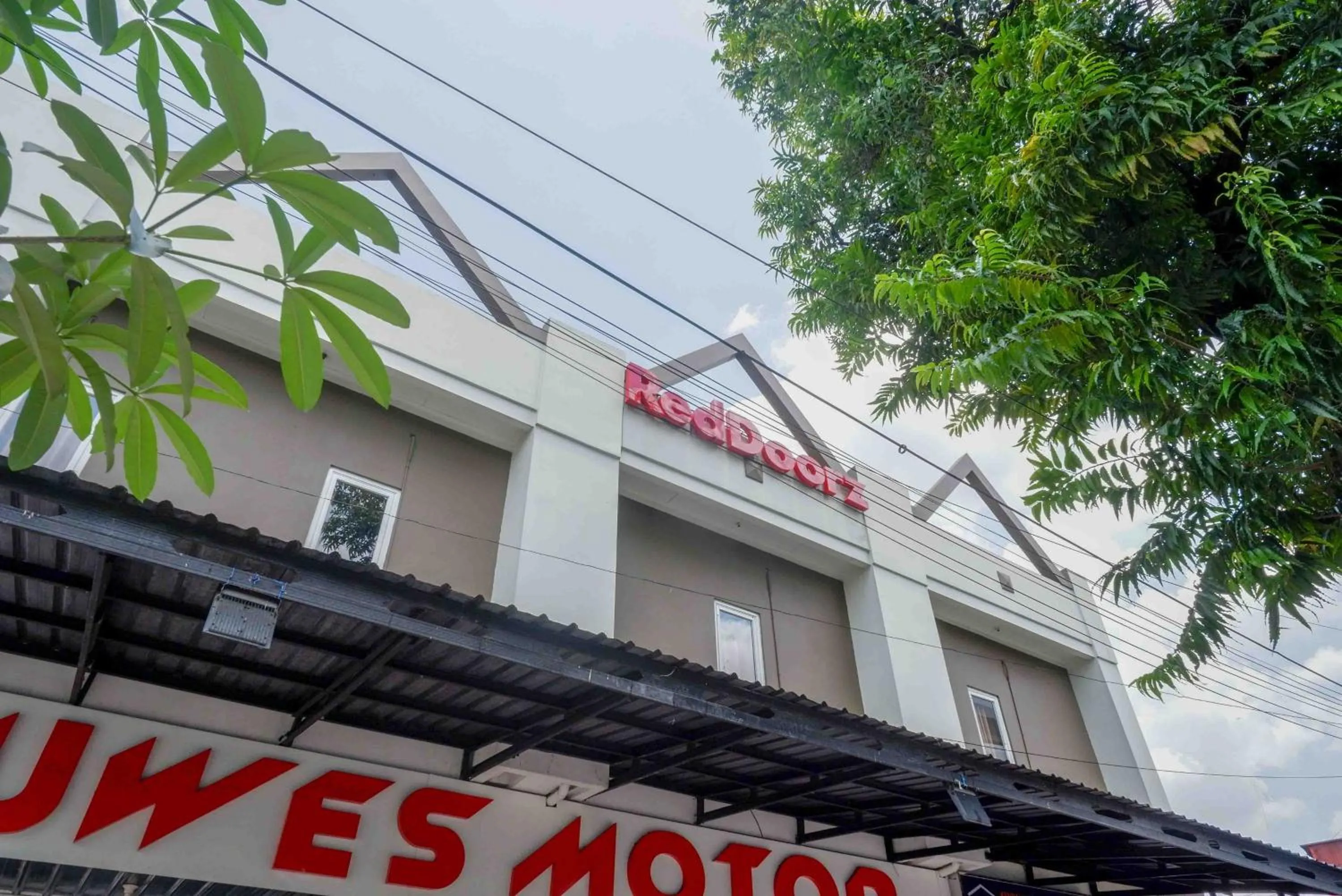 RedDoorz near Simpang Tujuh Kudus