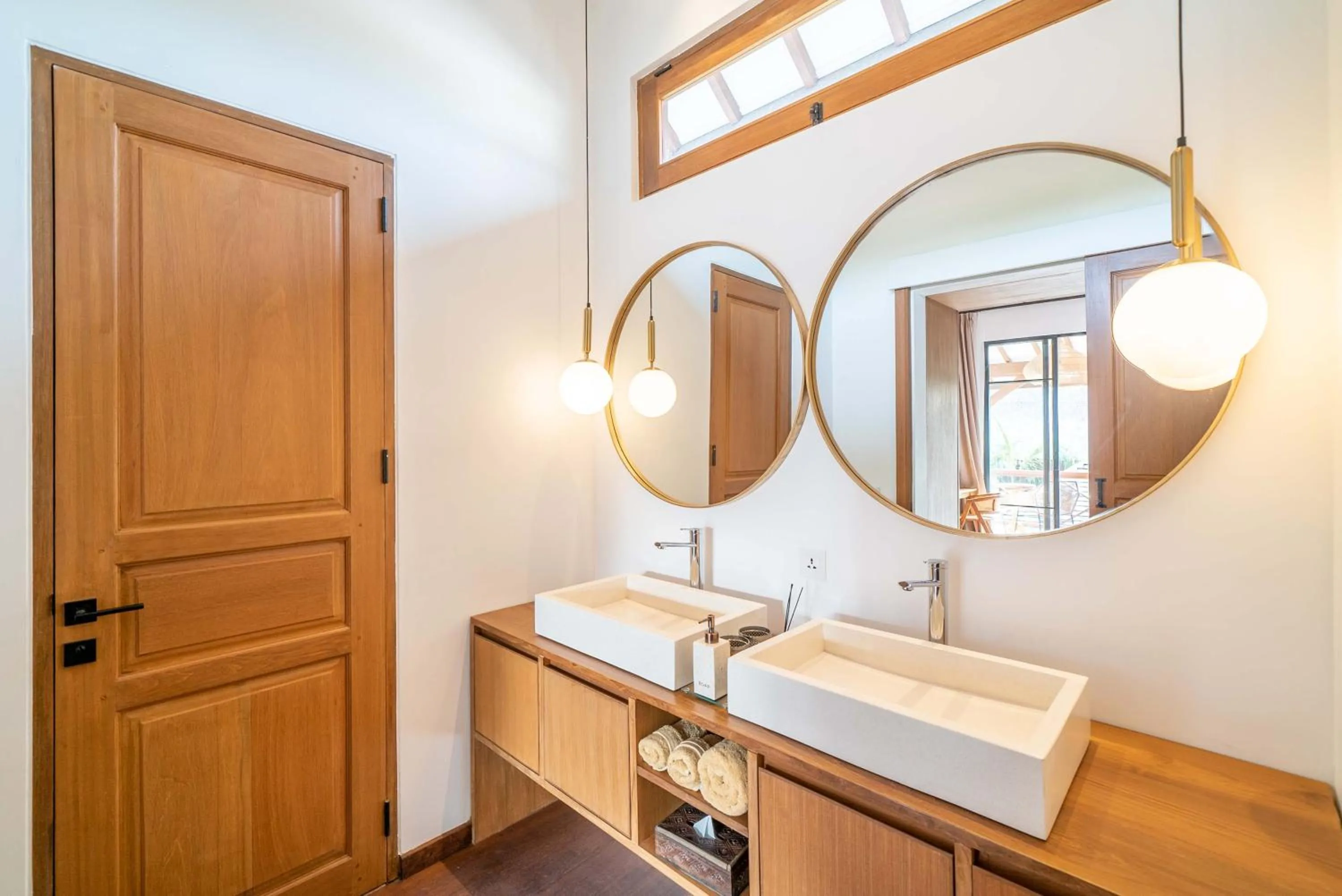 Bathroom in Villa Nusantara 6 by Alfred in Bali