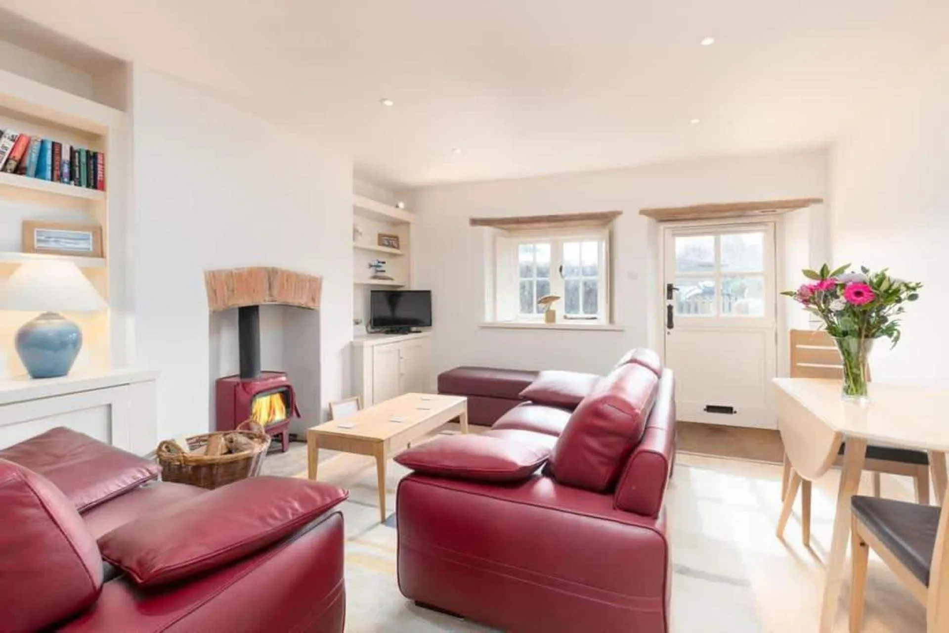 Driftwood Cottage Holme next the sea pets go free