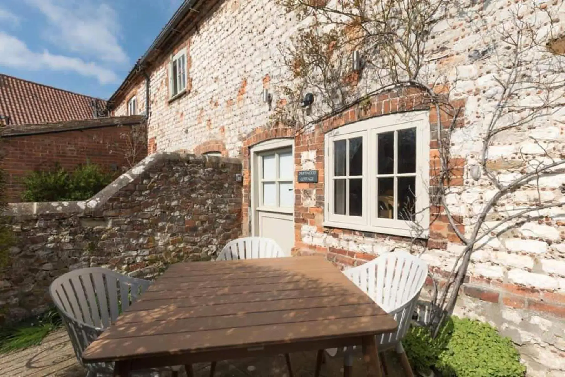 Driftwood Cottage Holme next the sea pets go free Driftwood Cottage Holme next the sea pets go free