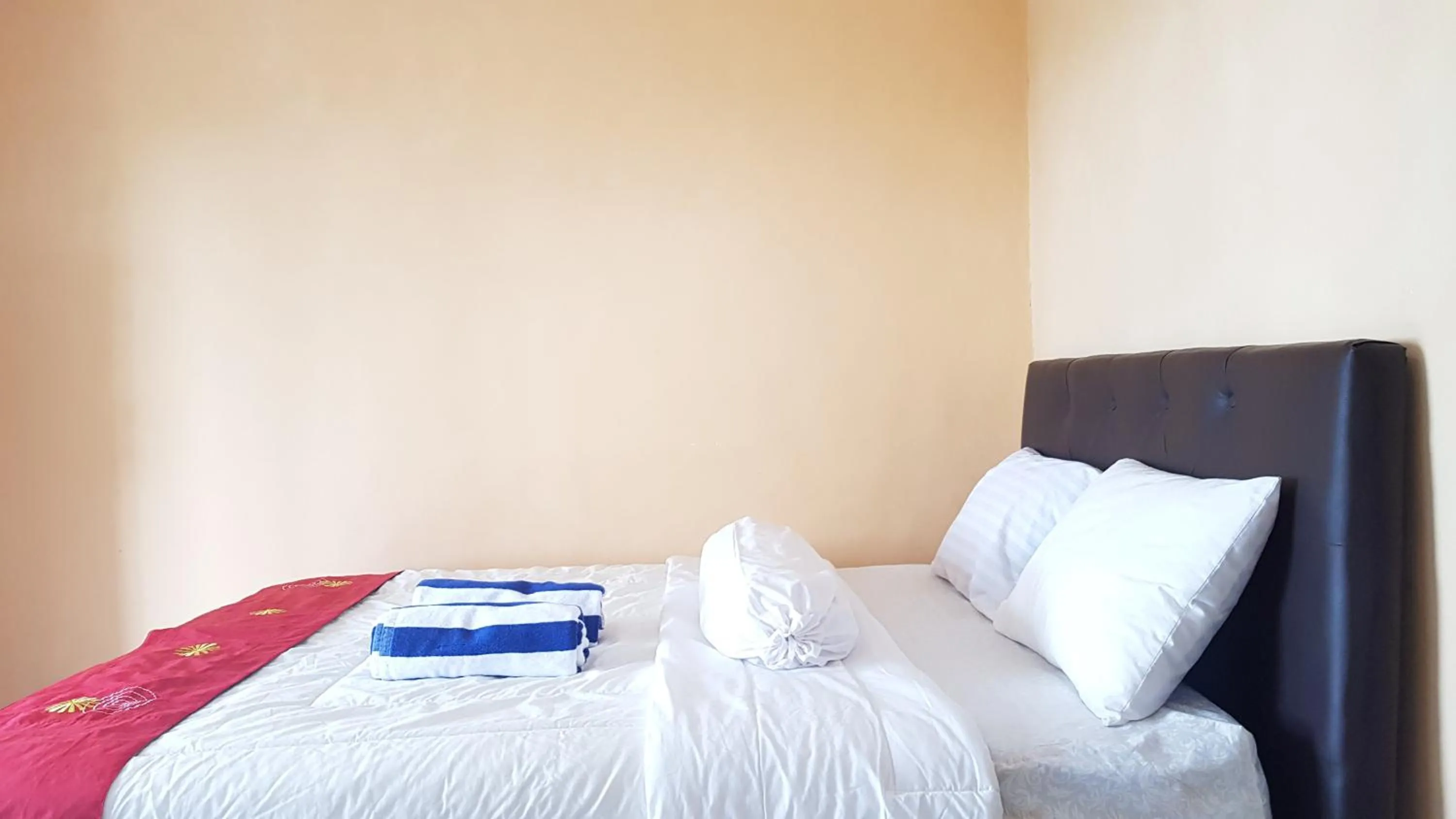 Bed in Villa Alam Flores Mbohang Ruteng Mitra RedDoorz