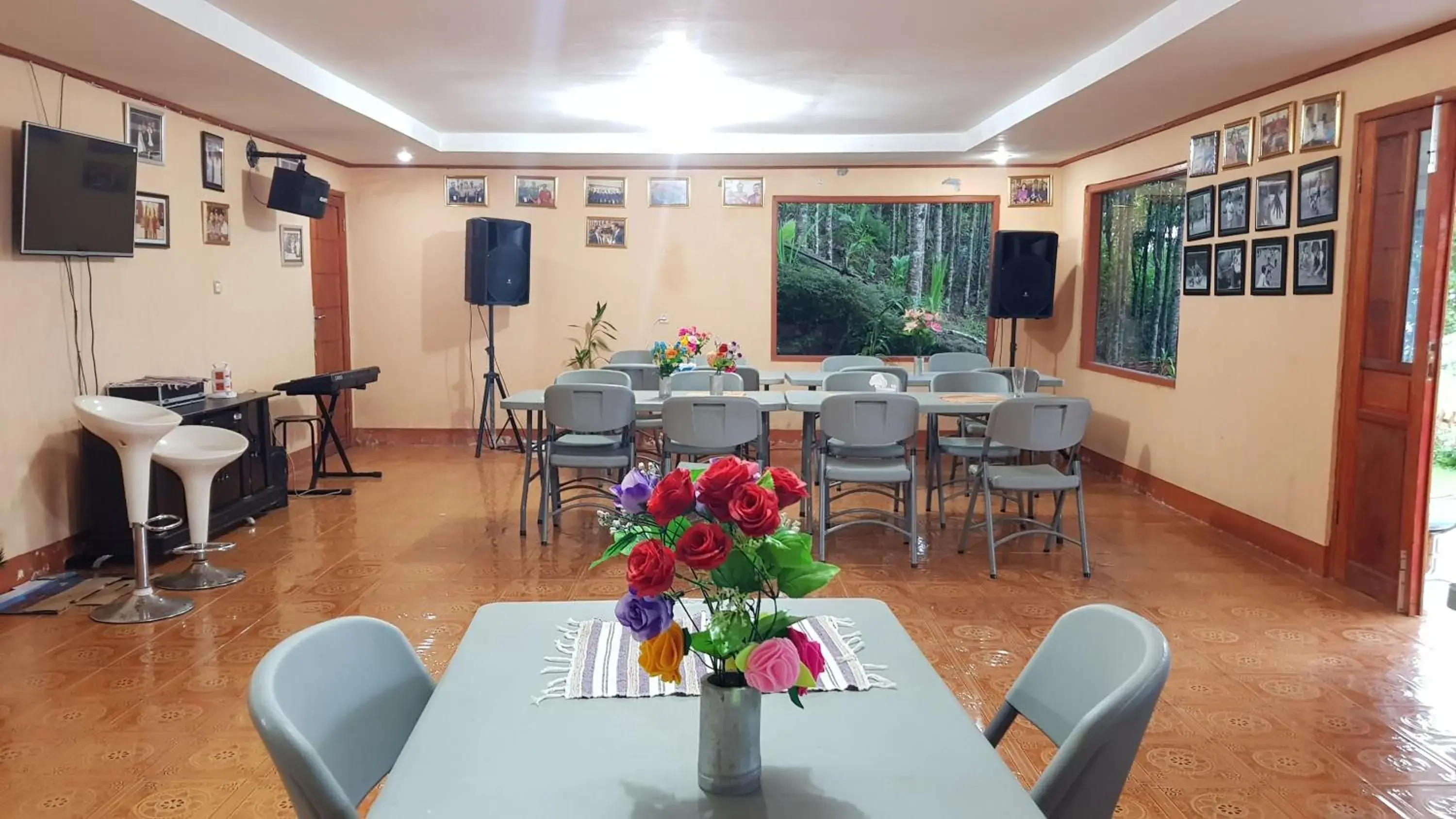 Restaurant/places to eat in Villa Alam Flores Mbohang Ruteng Mitra RedDoorz Restaurant/places to eat in Villa Alam Flores Mbohang Ruteng Mitra RedDoorz