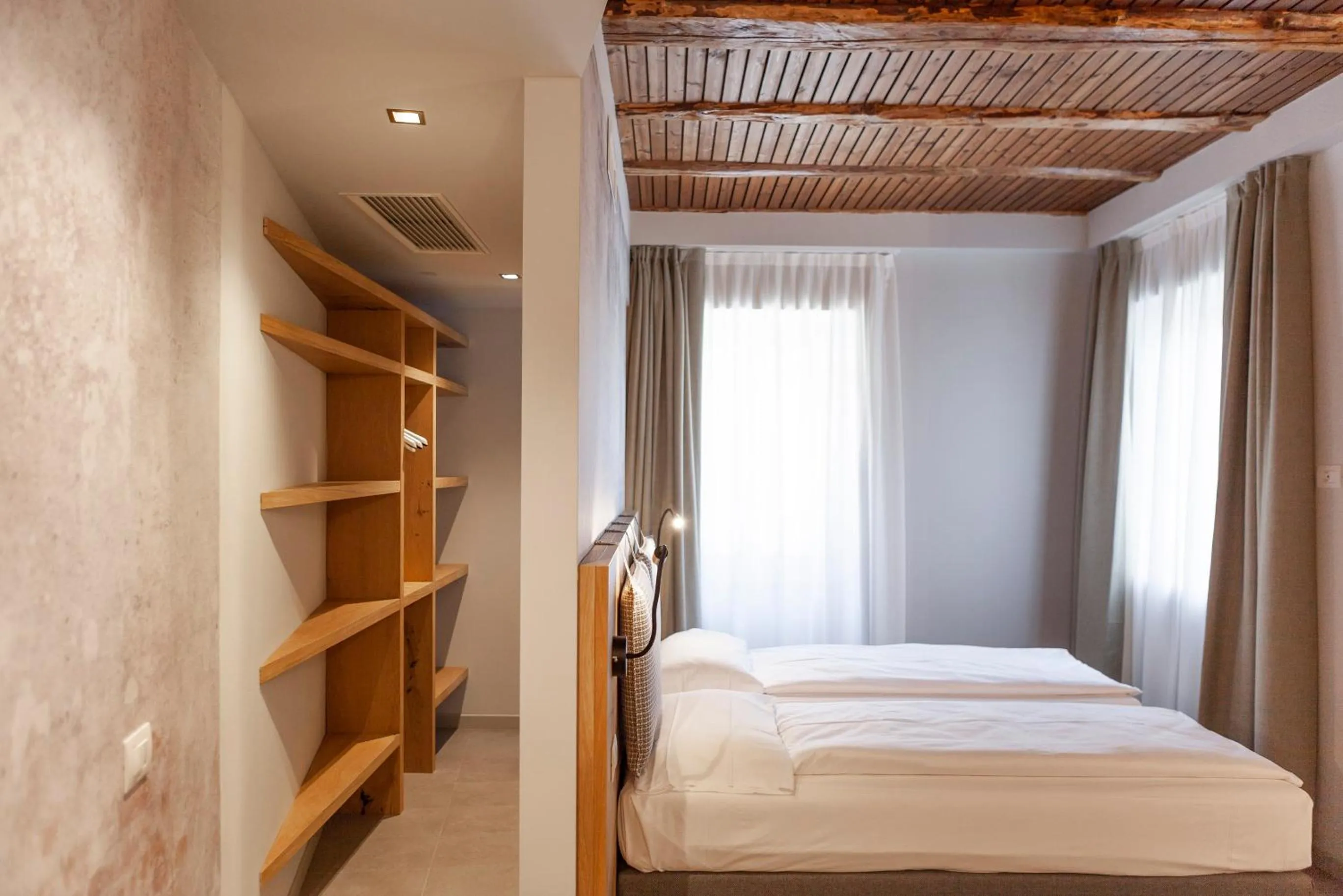 Bed in epOche Hotel Zanella 1889