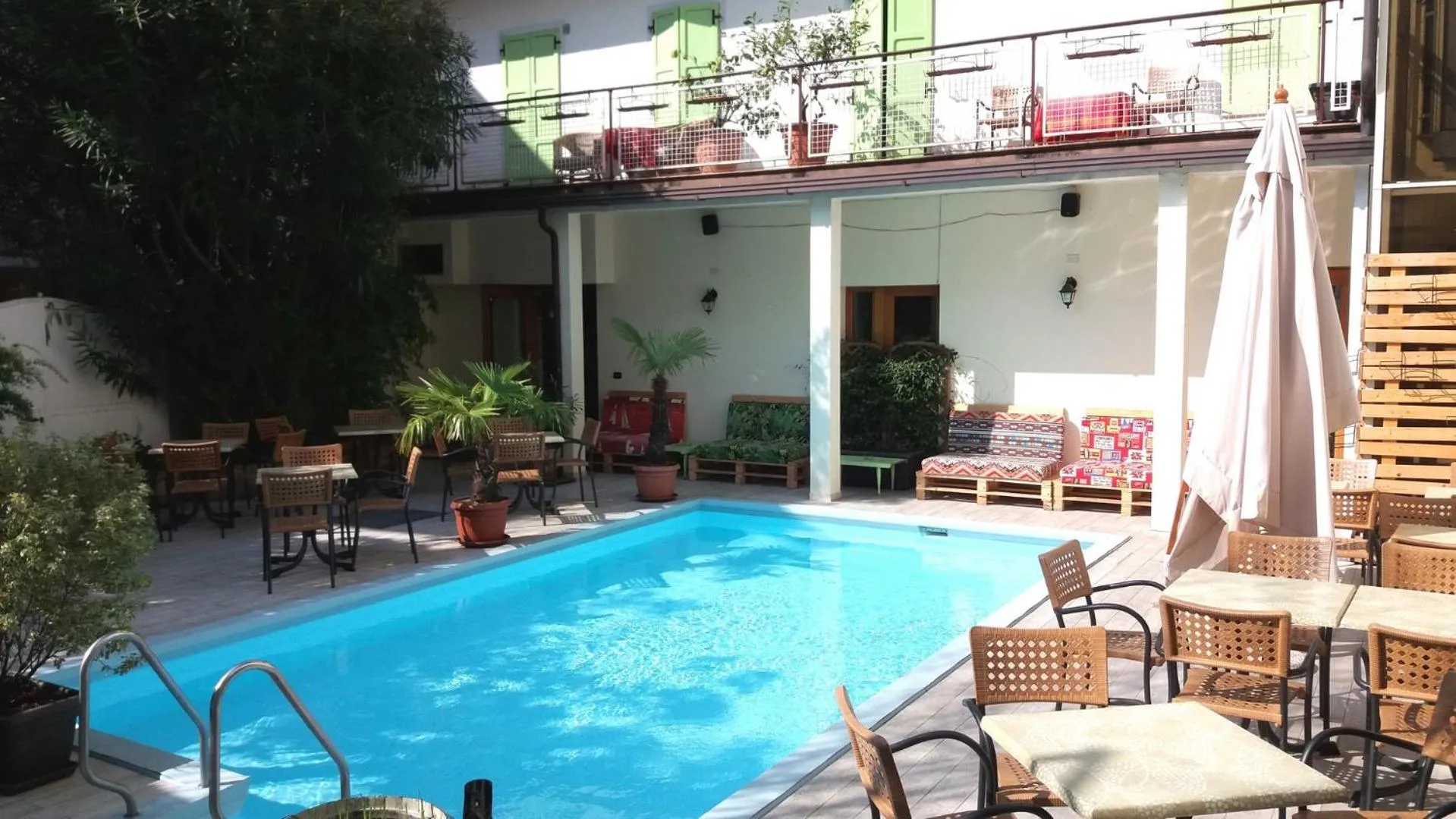 Swimming pool in epOche Hotel Zanella 1889