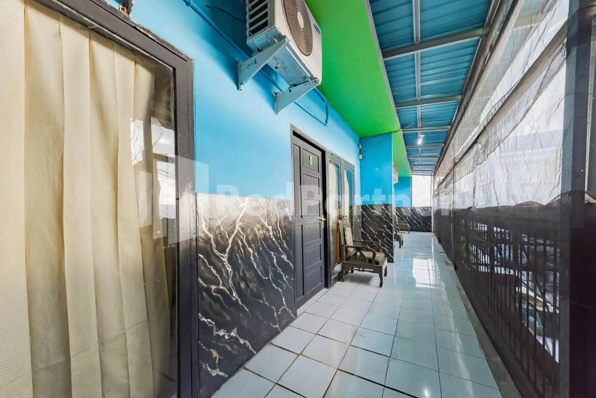 Property building in Ana Guest House Syariah Mitra RedDoorz Property building in Ana Guest House Syariah Mitra RedDoorz