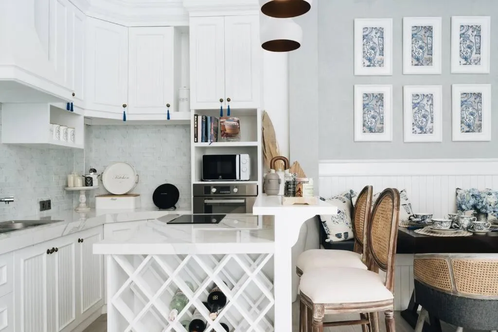 Dining area in Luxurious 3BR Villa Muzo with Pool by OriVista near W