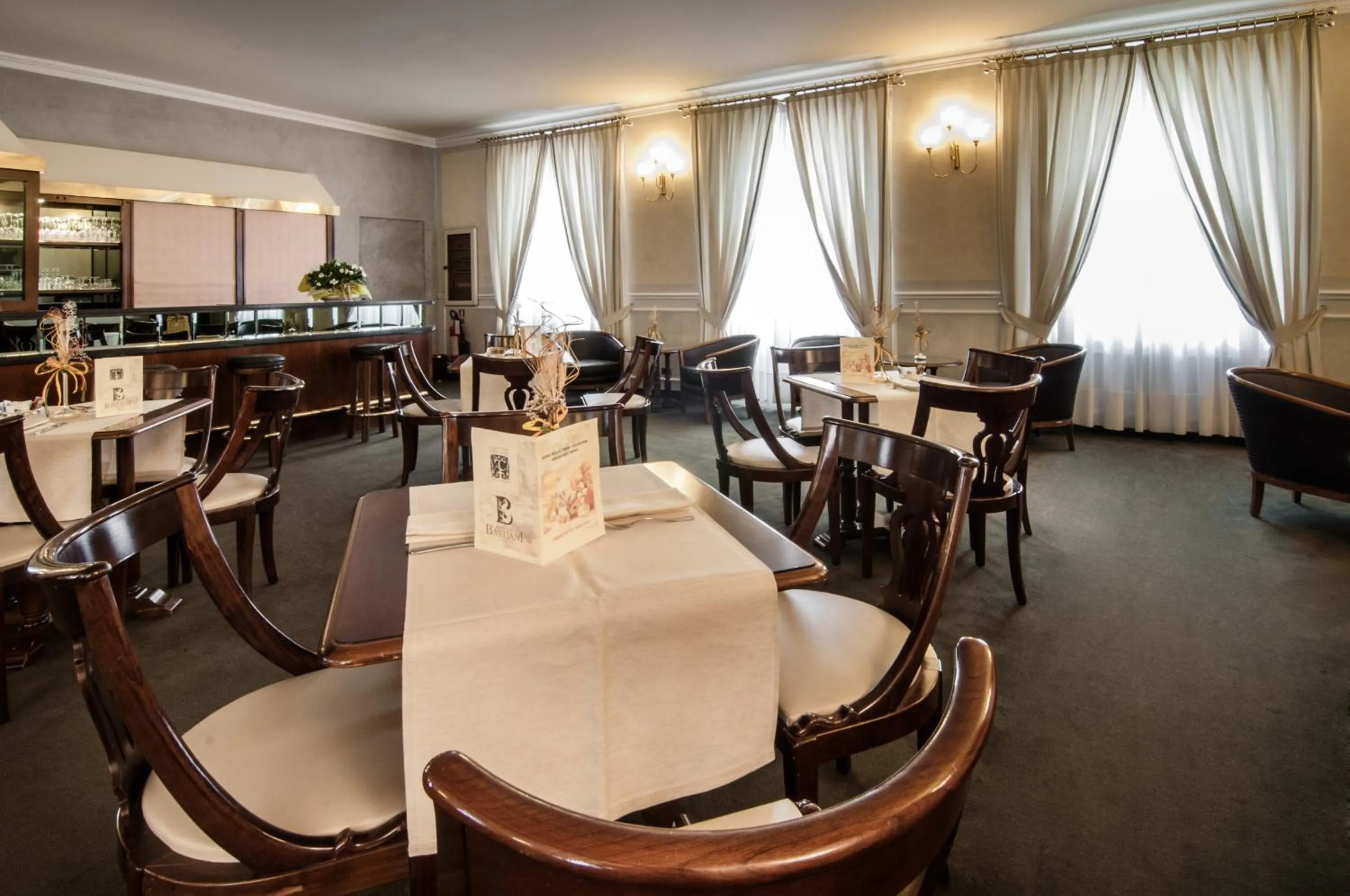 Restaurant/places to eat in Grand Hotel Bastiani