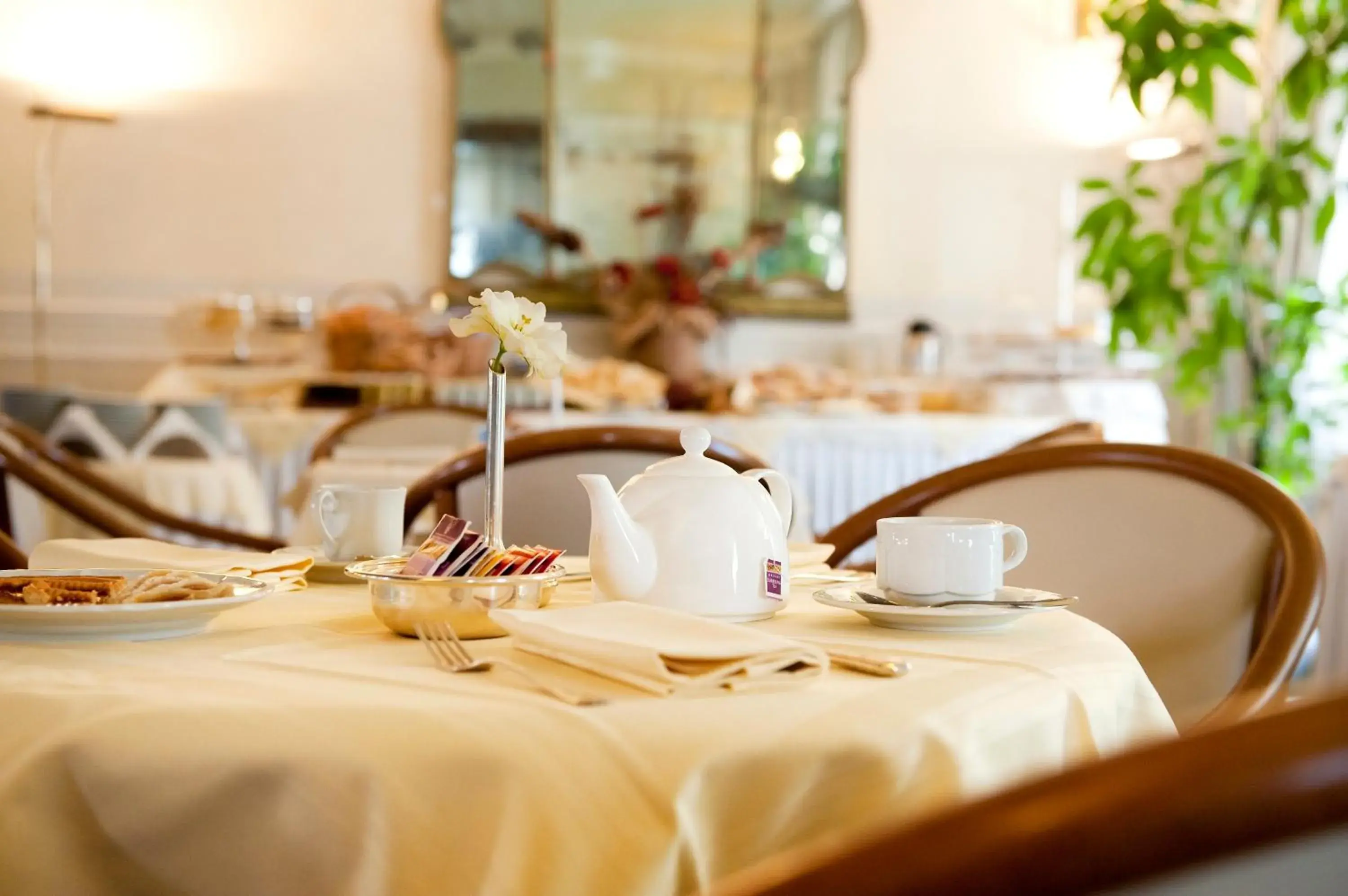 Restaurant/places to eat in Grand Hotel Bastiani Restaurant/places to eat in Grand Hotel Bastiani