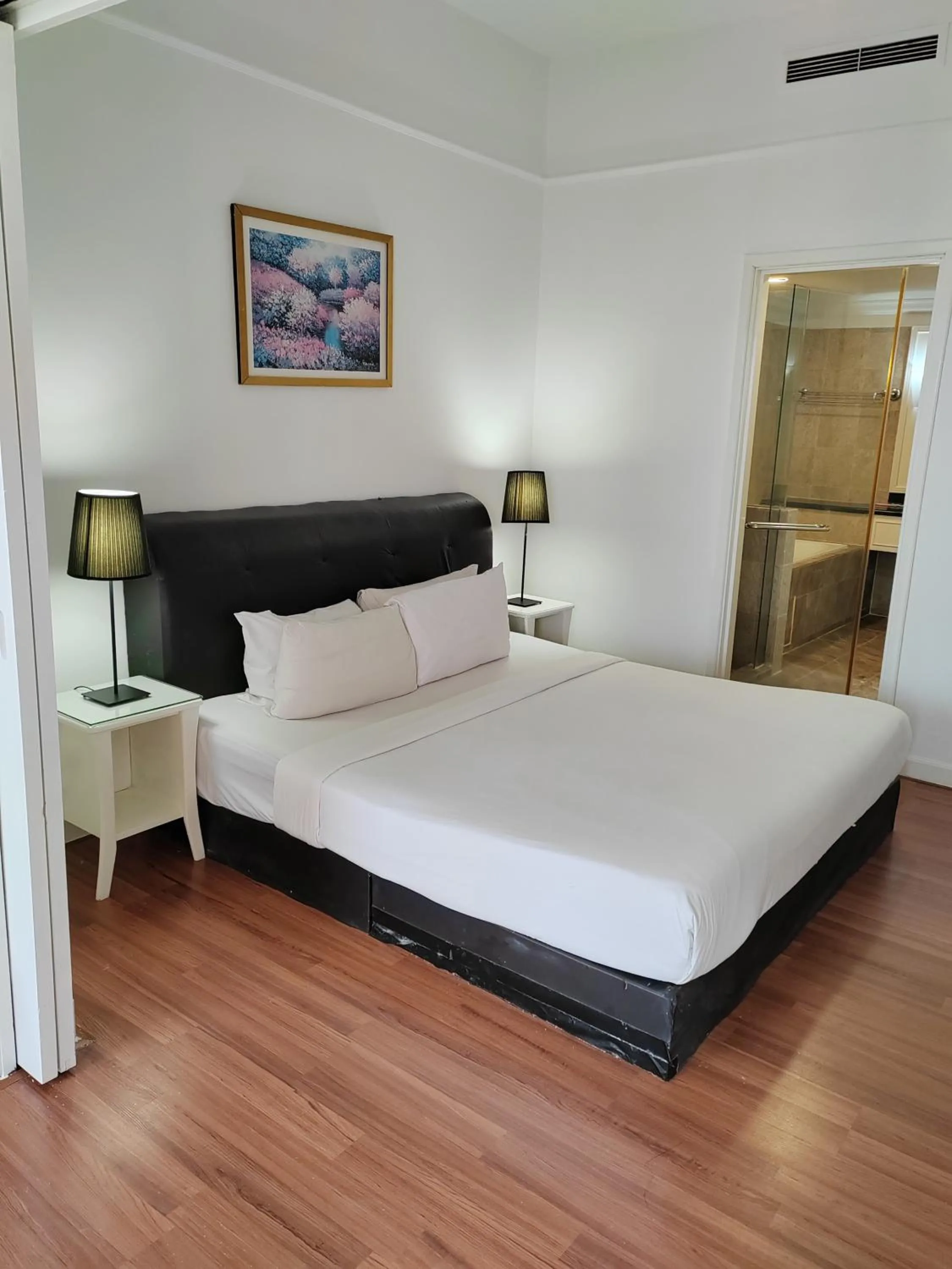 Bedroom in Kl landmark apartment at berjay Times square