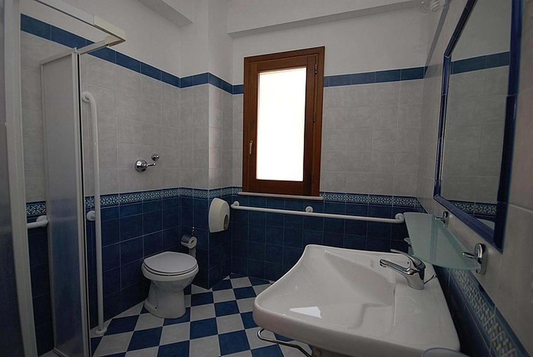 Bathroom in Hotel Il Melograno