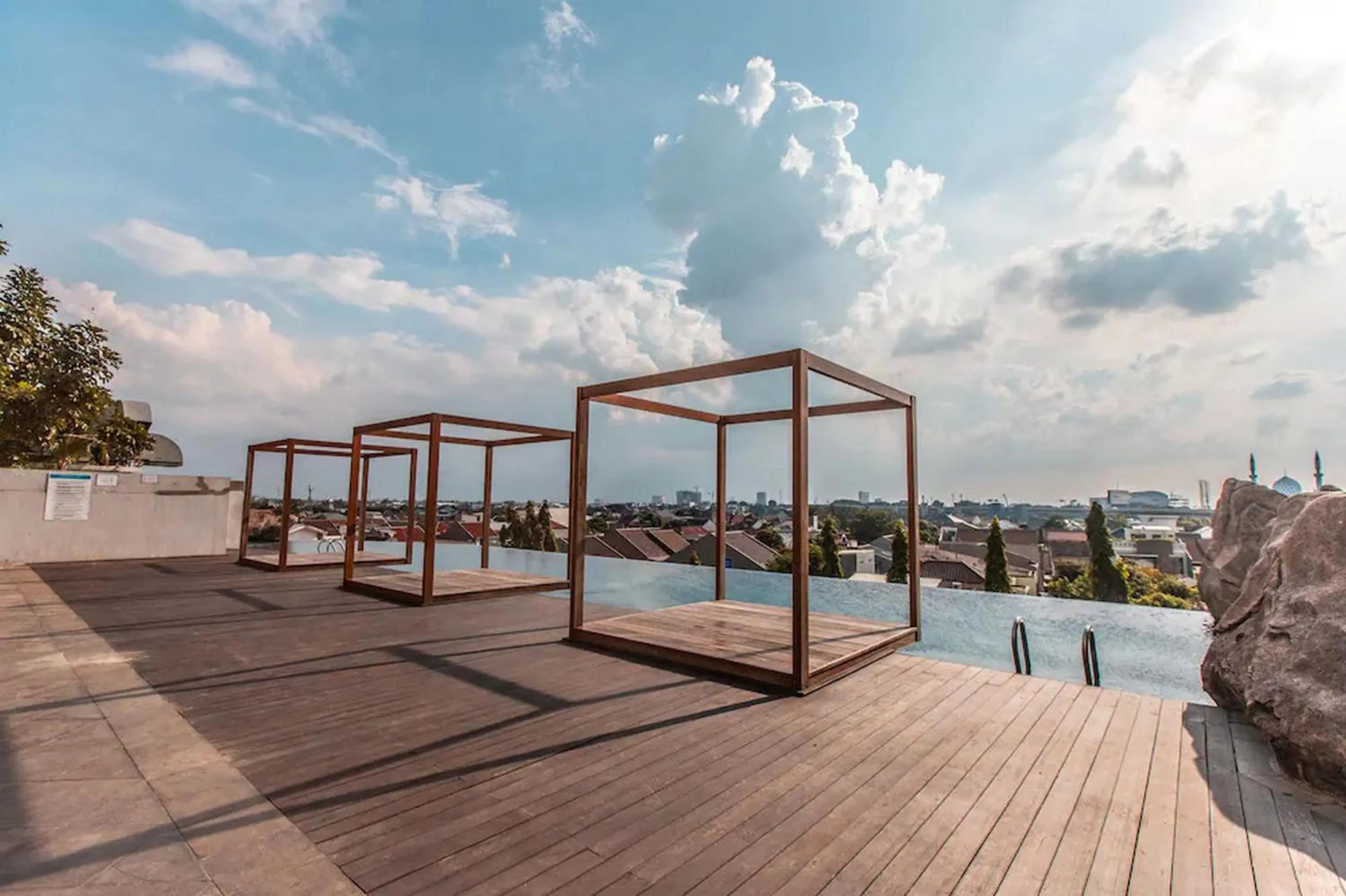 Swimming pool in RedLiving Apartemen Grand Kamala Lagoon - Pekayon Tower Barclay North