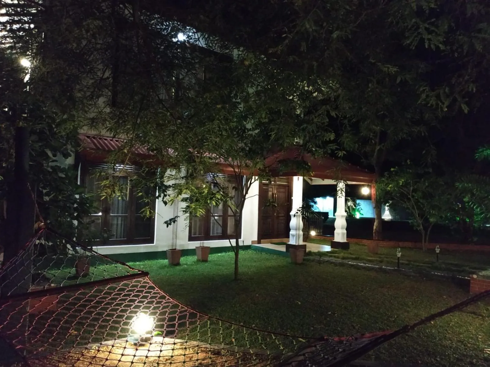 Sigiriya Cashew Palace Resort