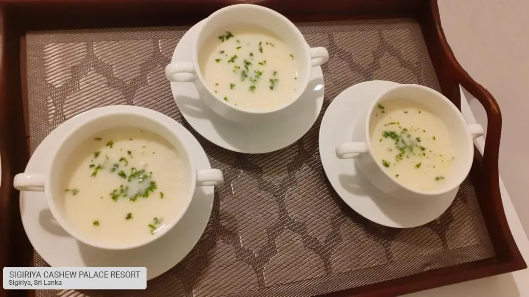 Sigiriya Cashew Palace Resort